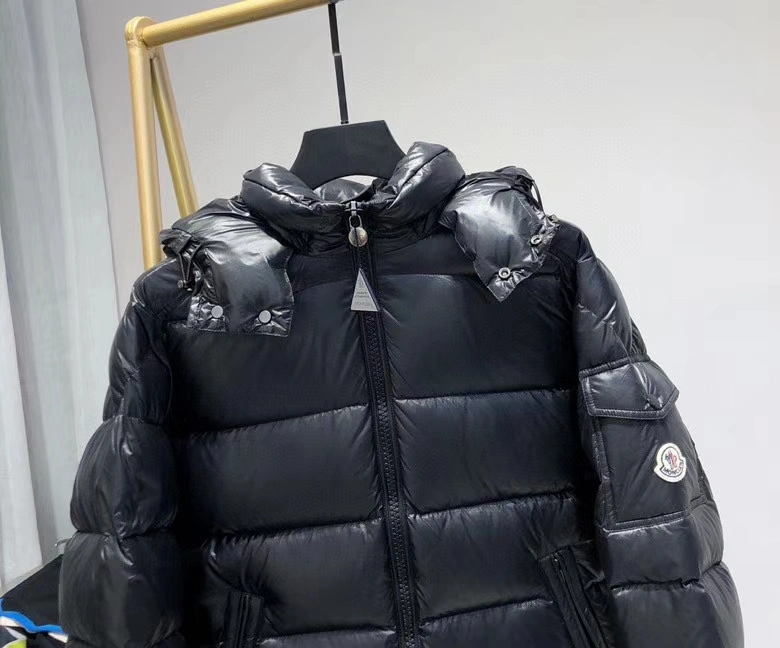 EyeCatching Moncler Down Jackets 146088