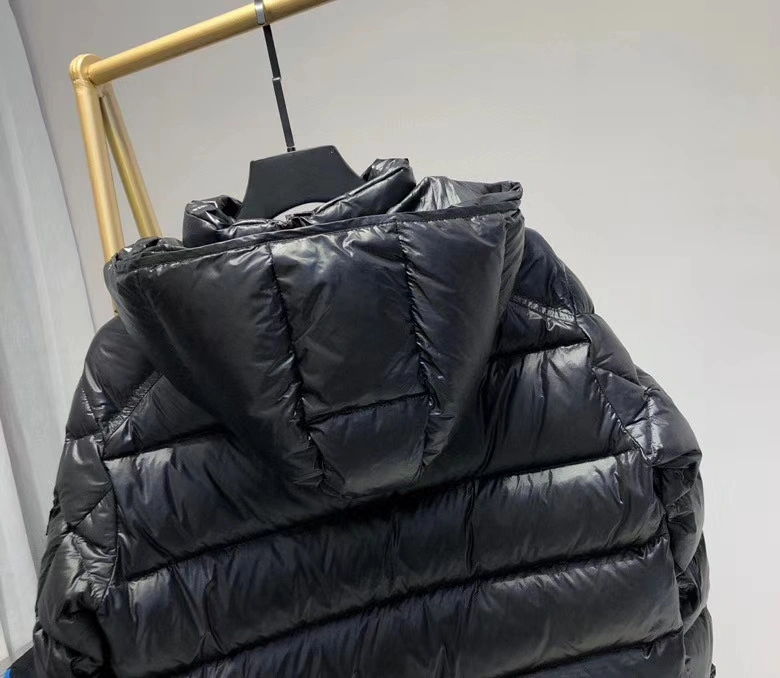 EyeCatching Moncler Down Jackets 146088