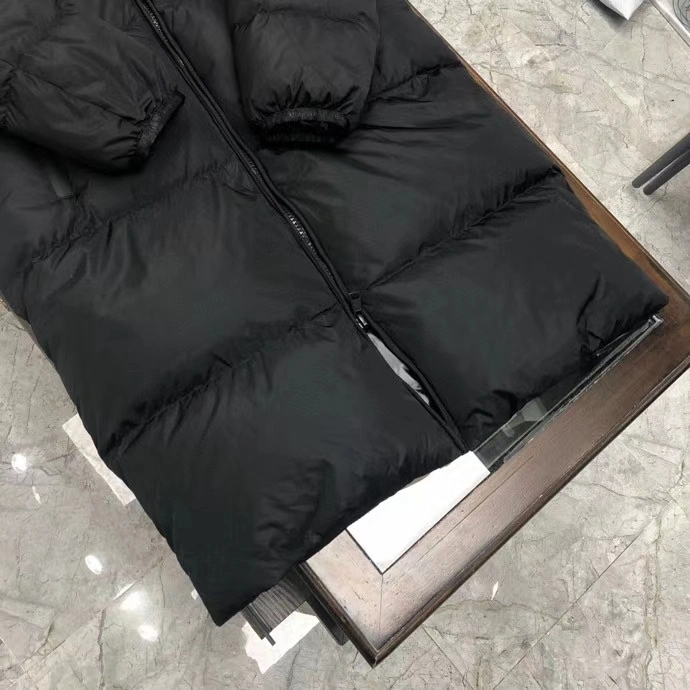 Moncler Down Jackets Practical 146077