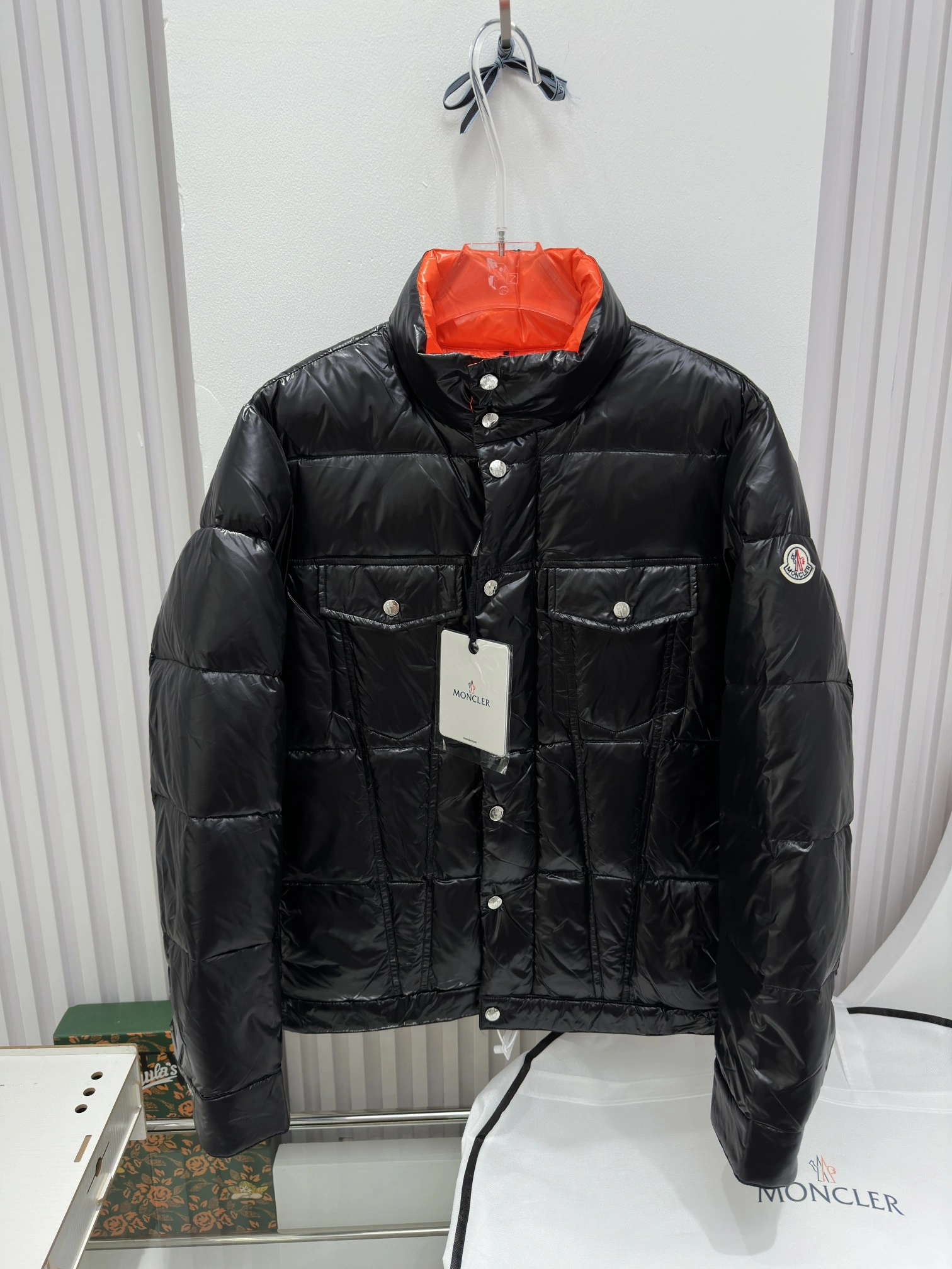 Classic Moncler Down Jackets 146101