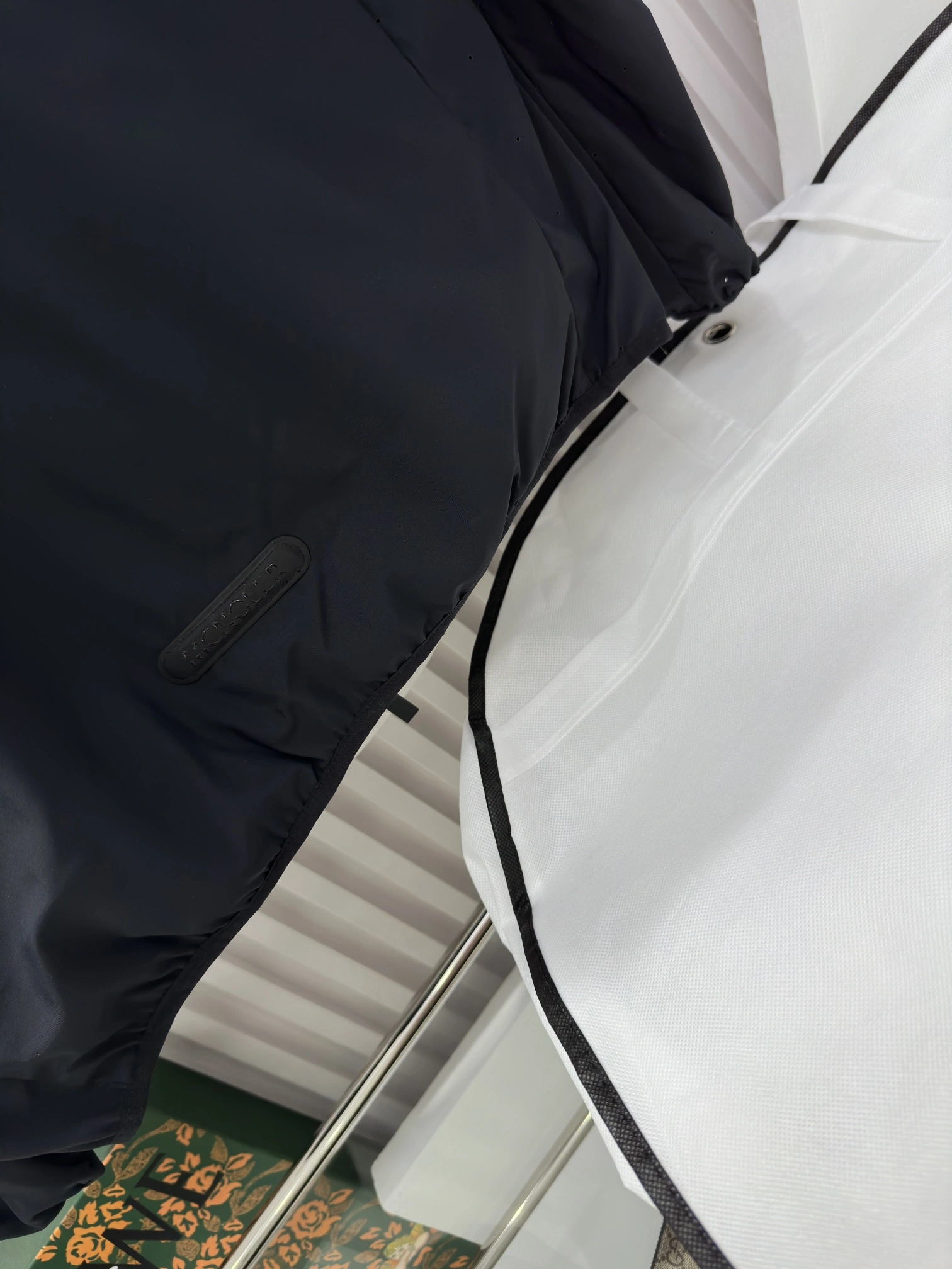 Moncler Down Jackets Minimalist 146094