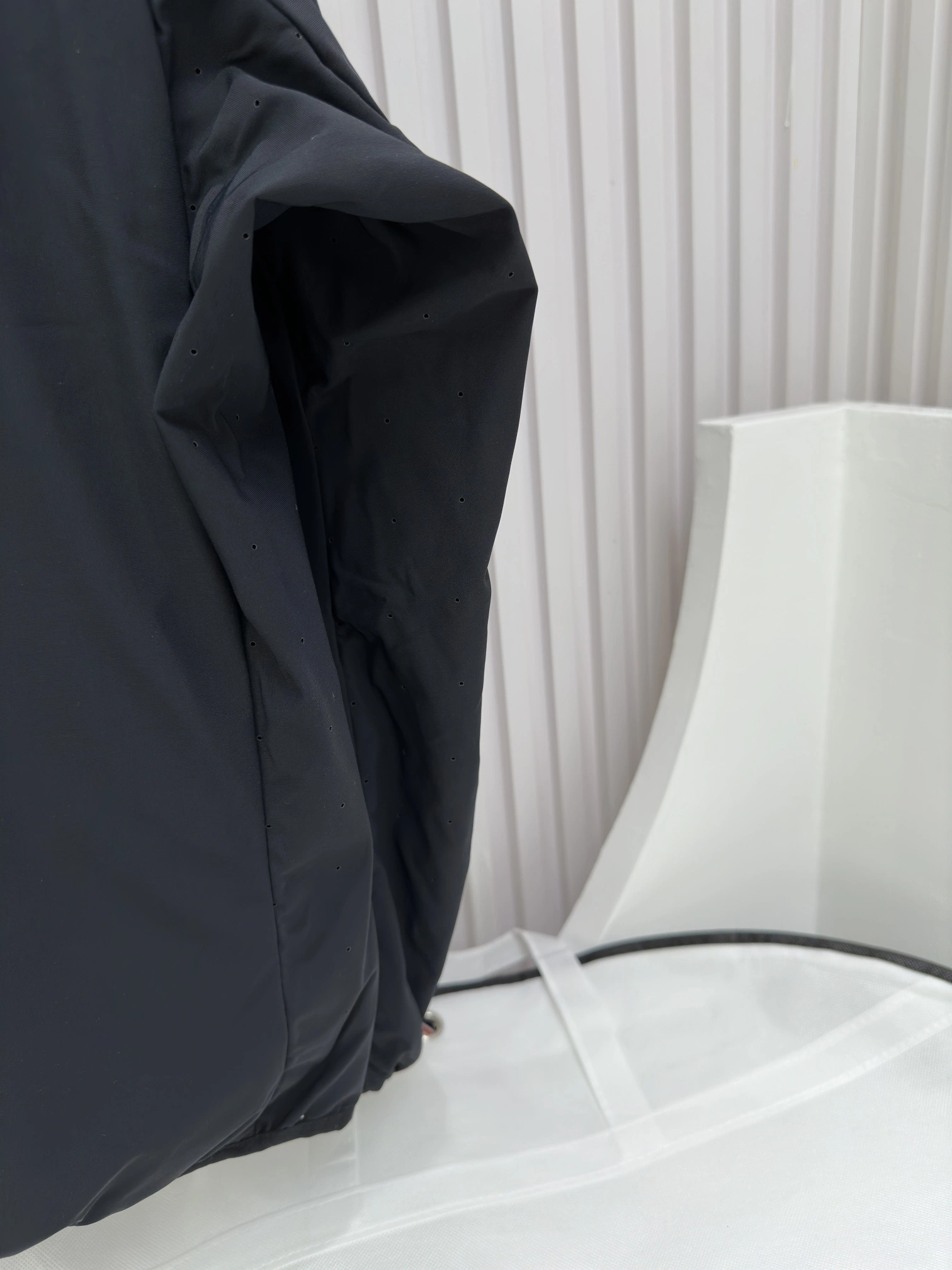 Moncler Down Jackets Minimalist 146094