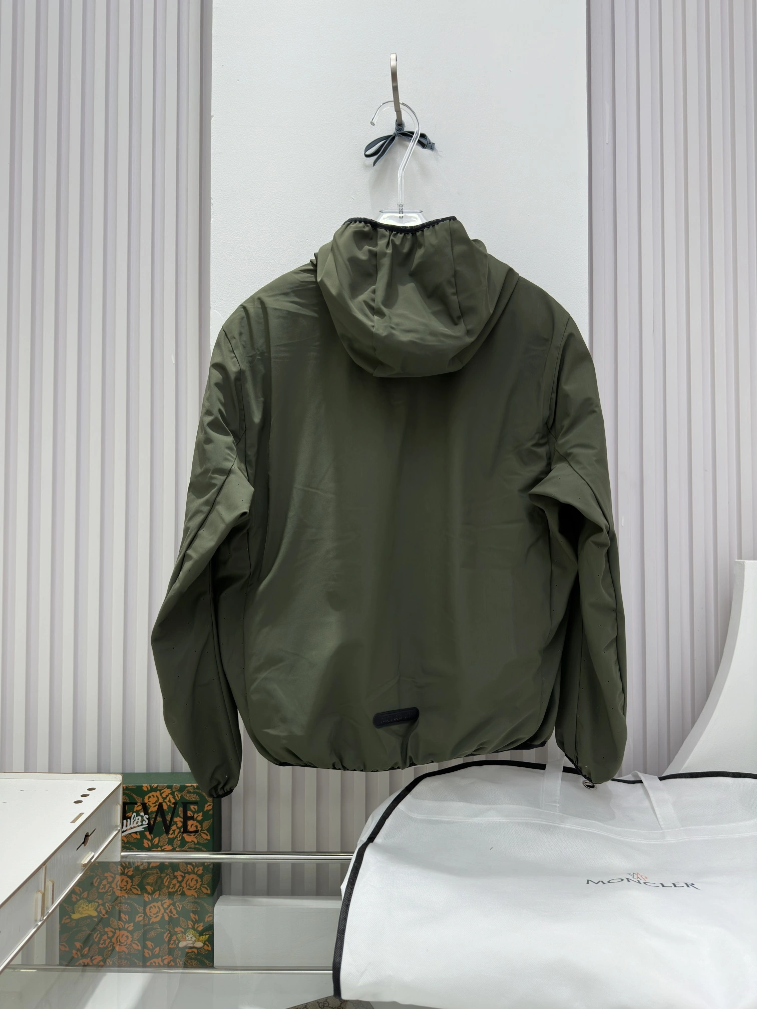 Stretchable Moncler Down Jackets 146092