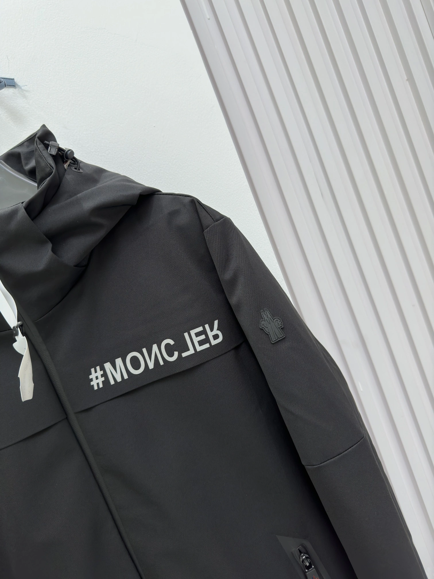 Moncler Down Jackets Lightweight 146096