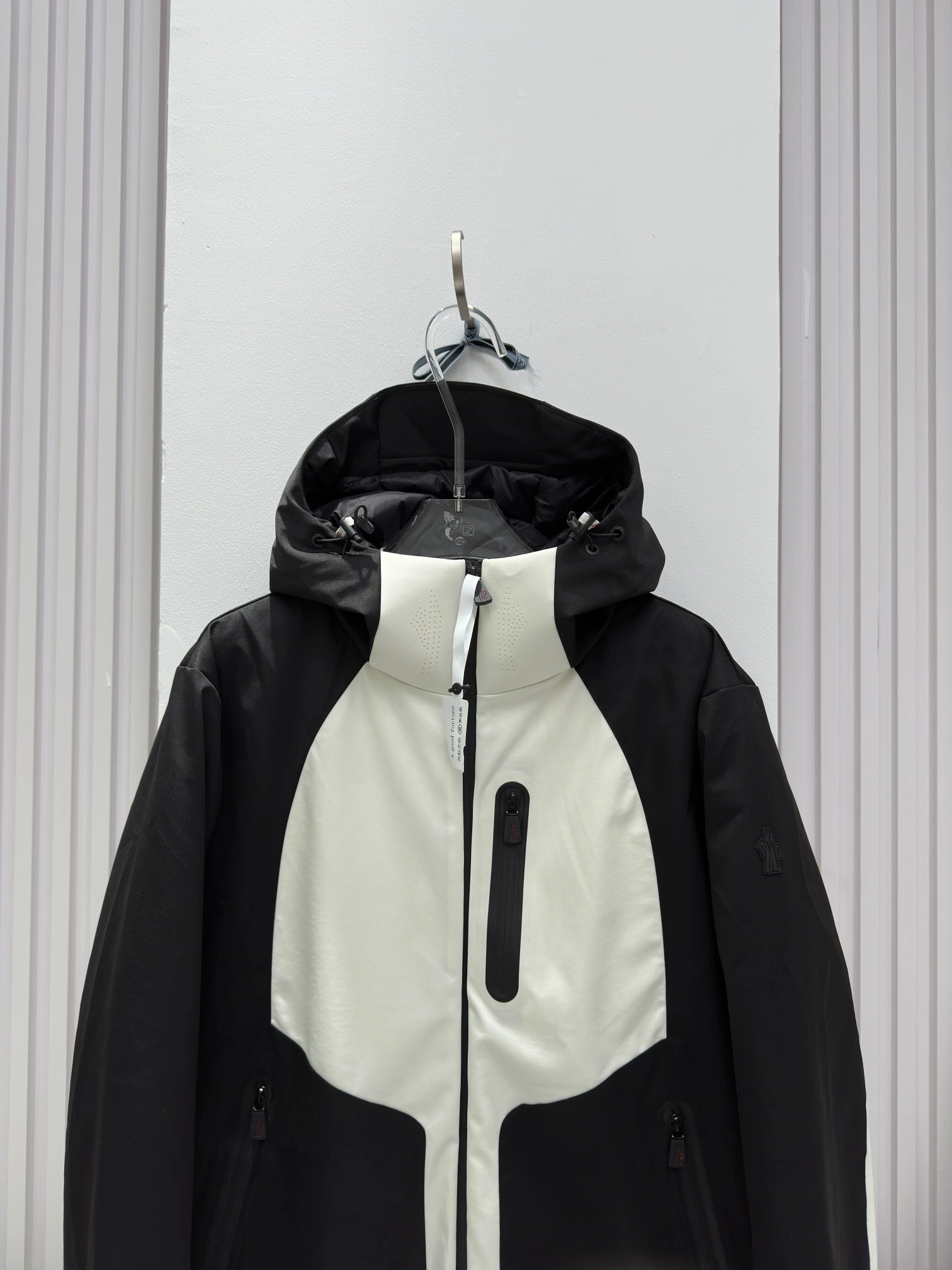 Moncler Down Jackets GoodFit 146091