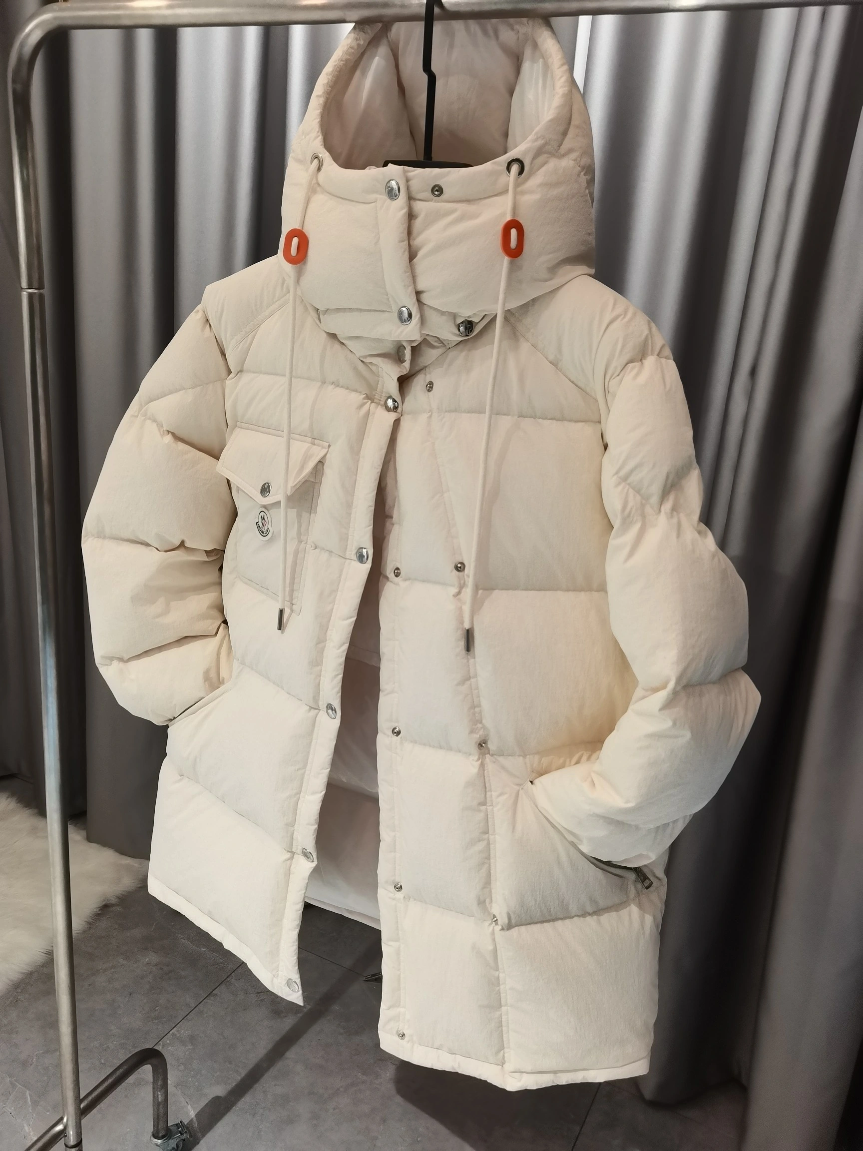 Moncler Down Jackets ModernLook 146099
