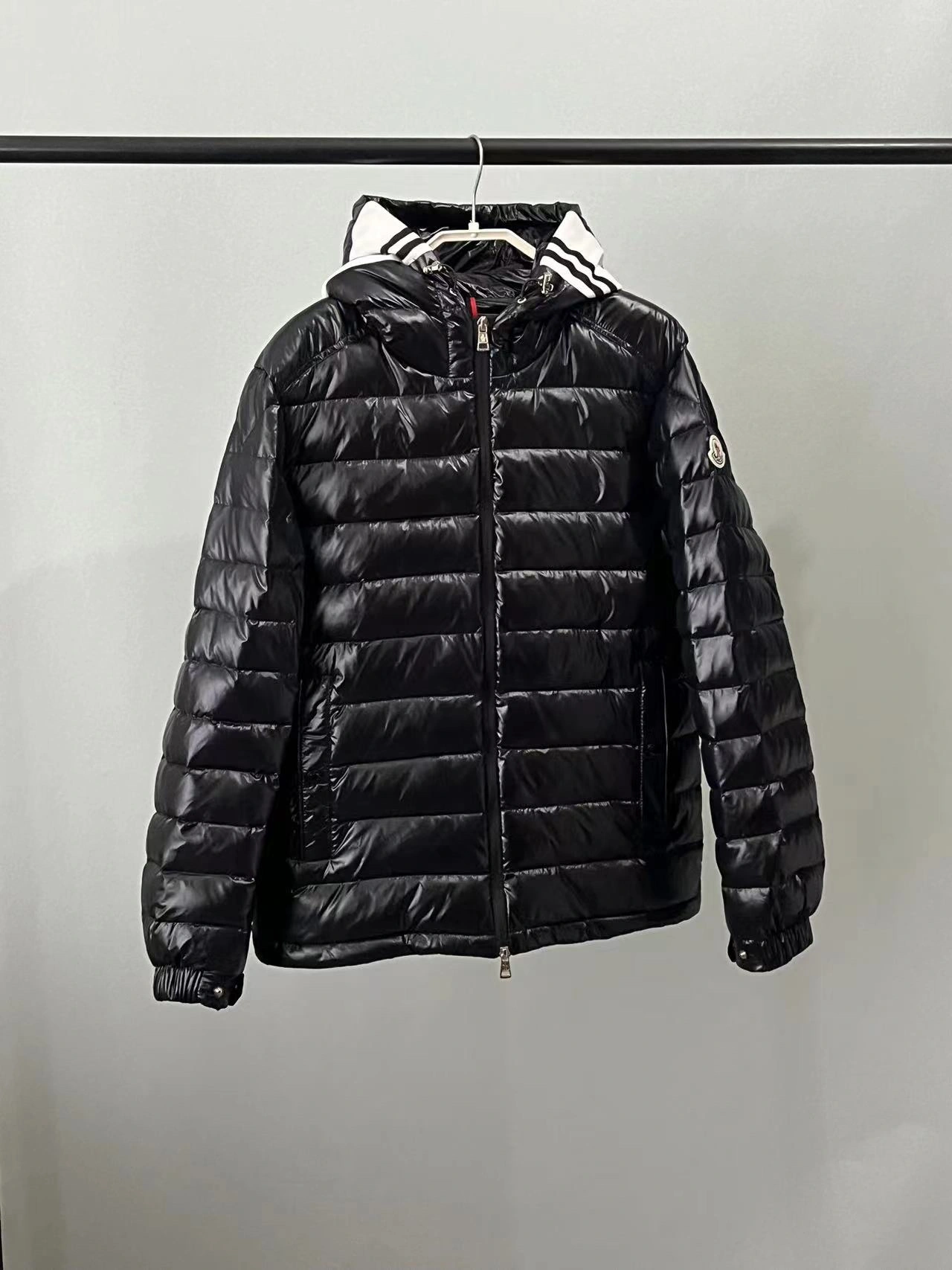 Moncler Down Jackets Unisex 146093