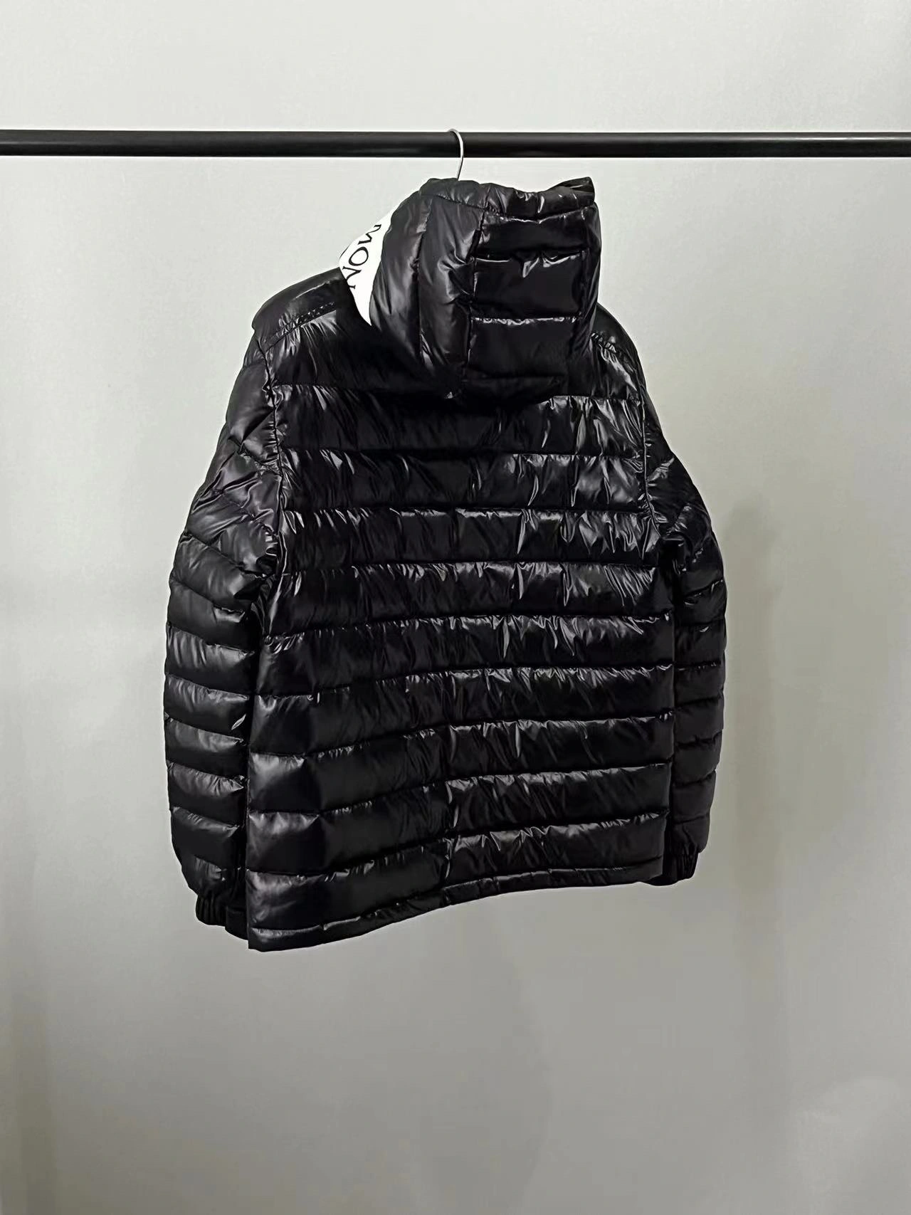 Moncler Down Jackets Unisex 146093