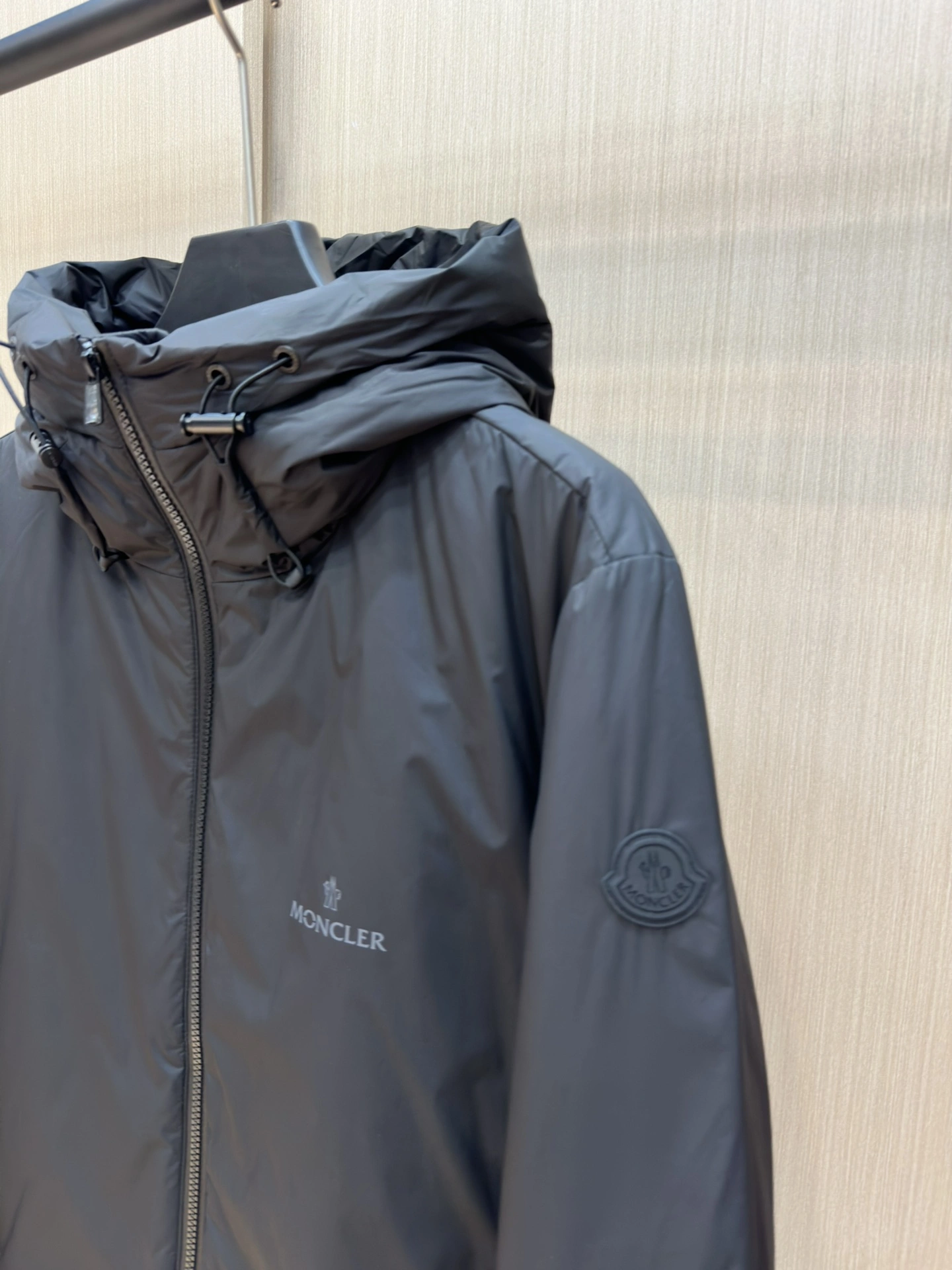 Moncler Down Jackets Colorful 146080