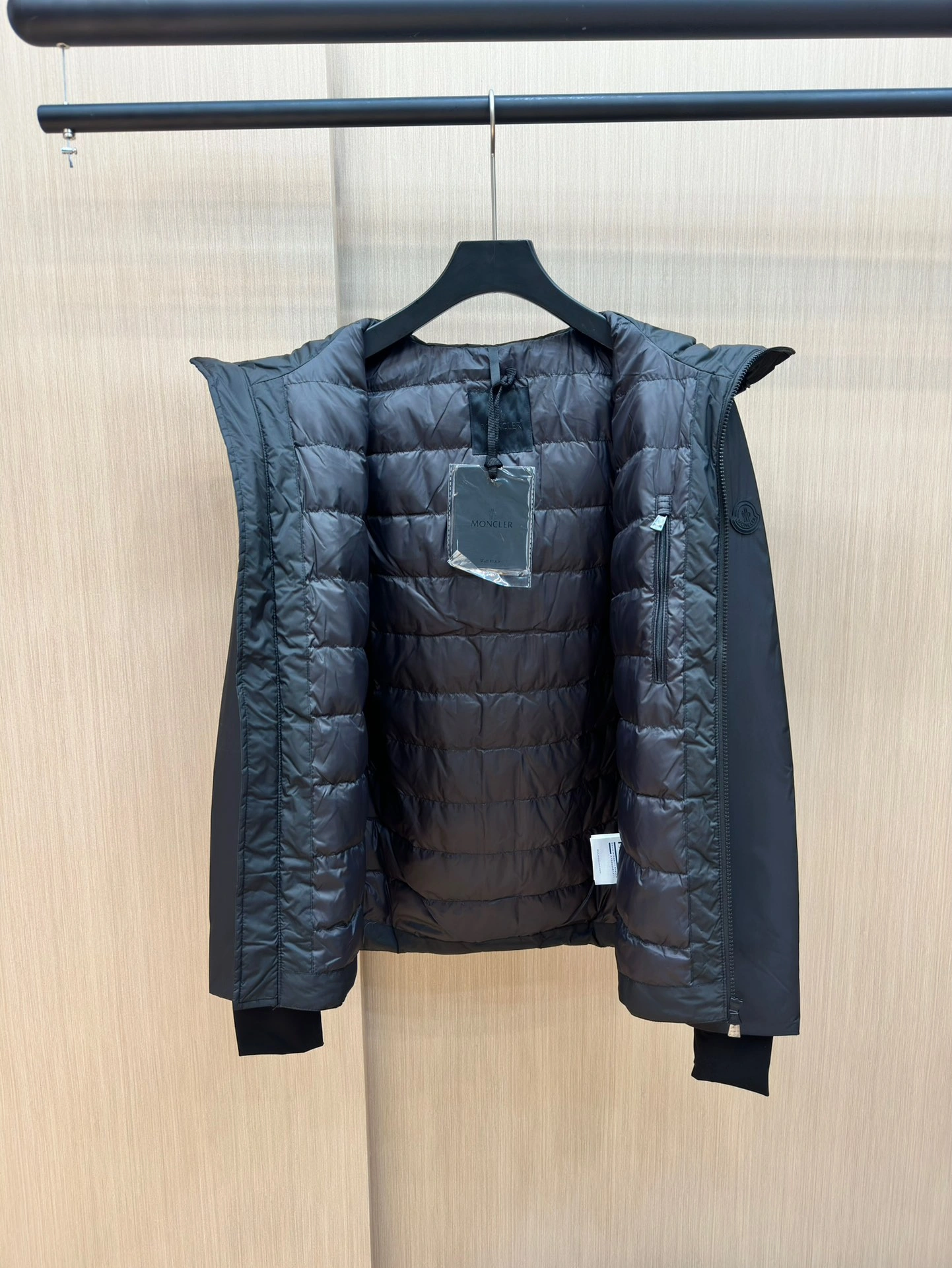 Moncler Down Jackets Colorful 146080