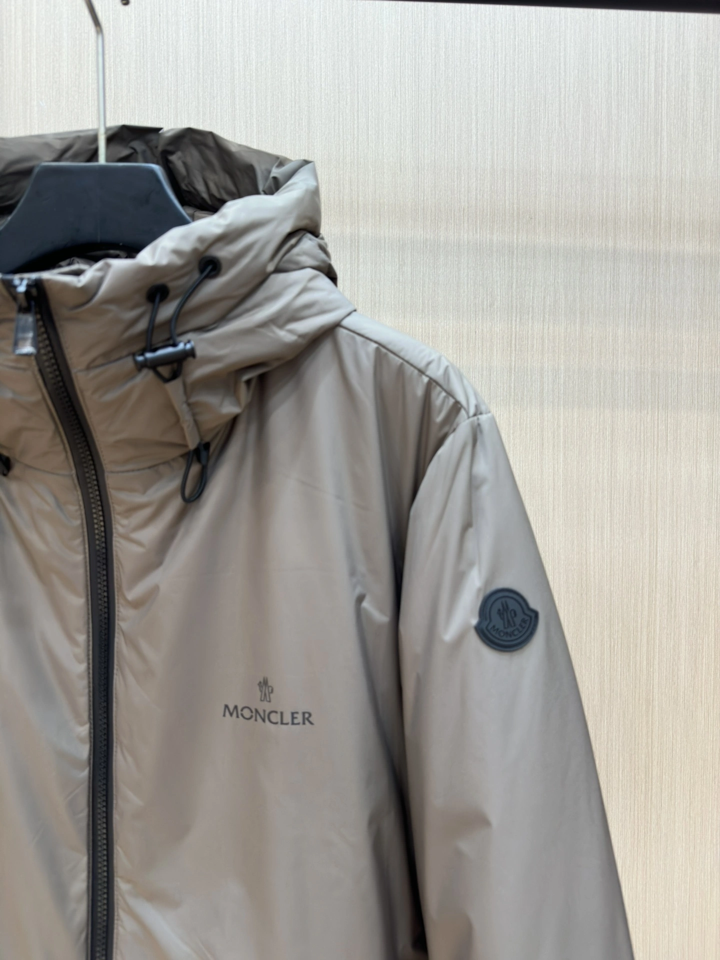 Durable Moncler Down Jackets 146082