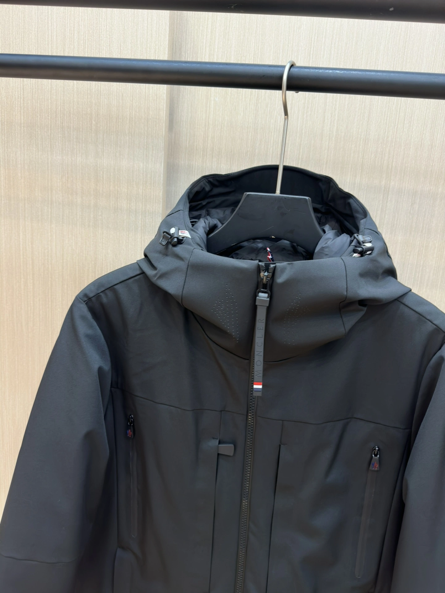 FlexibleFit Moncler Down Jackets 146083