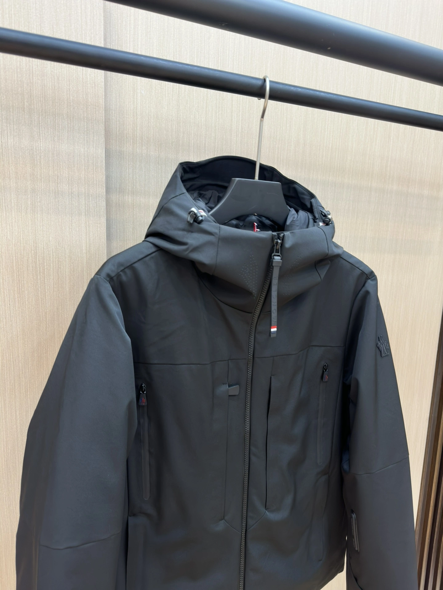 FlexibleFit Moncler Down Jackets 146083