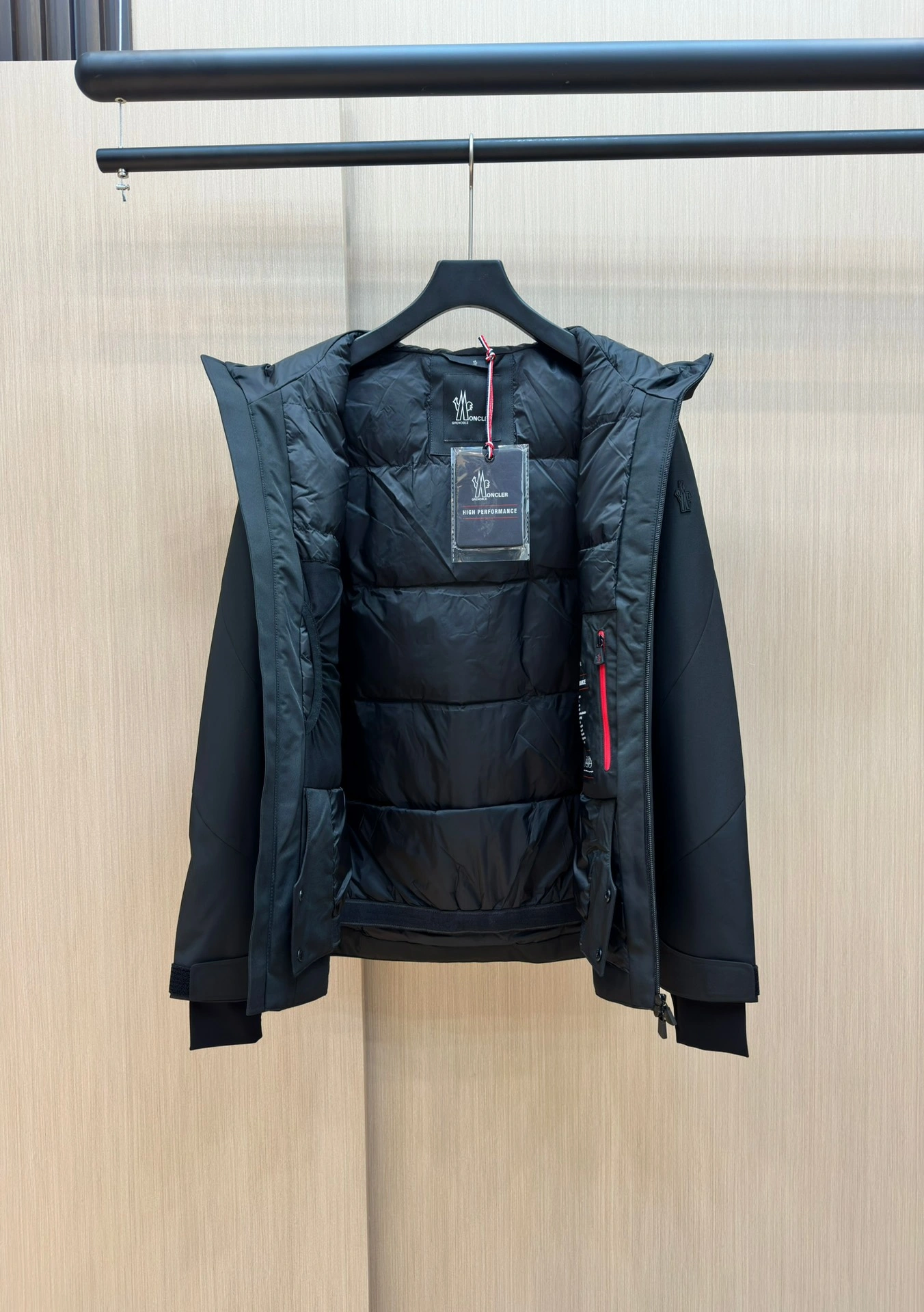 Moncler Down Jackets Fashionable 146078