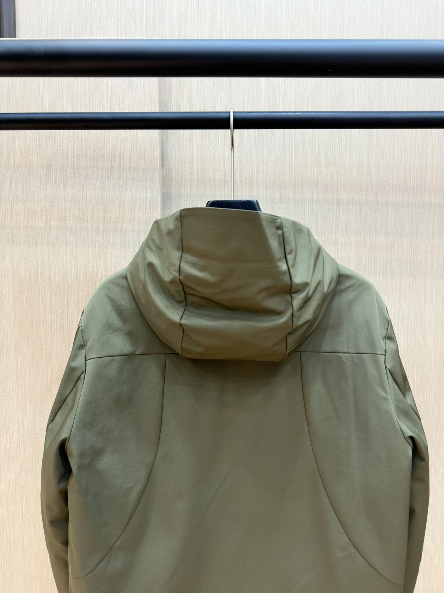 Moncler Down Jackets Sporty 146075