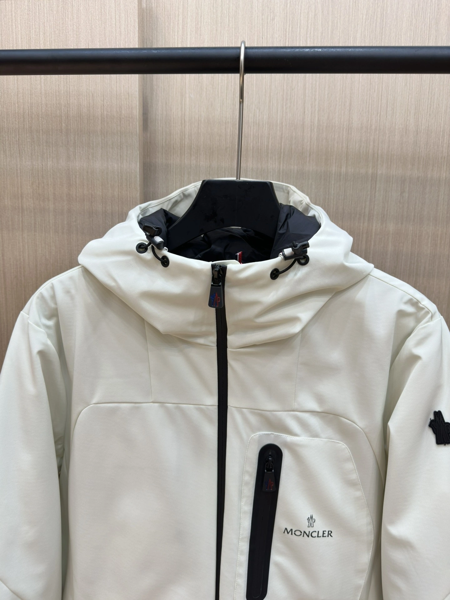 Lightweight Moncler Down Jackets 146072