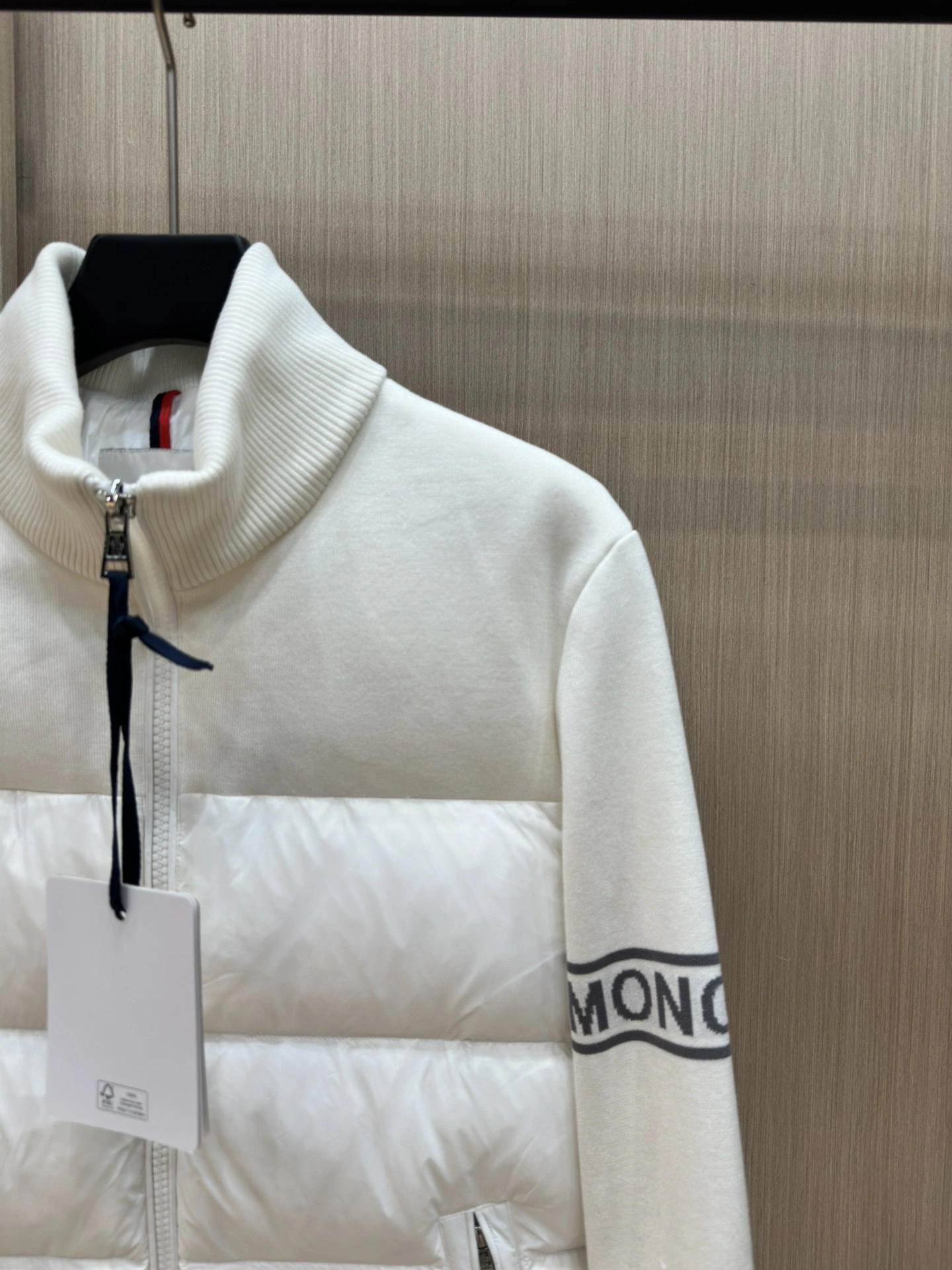 Refined Moncler Down Jackets 146068