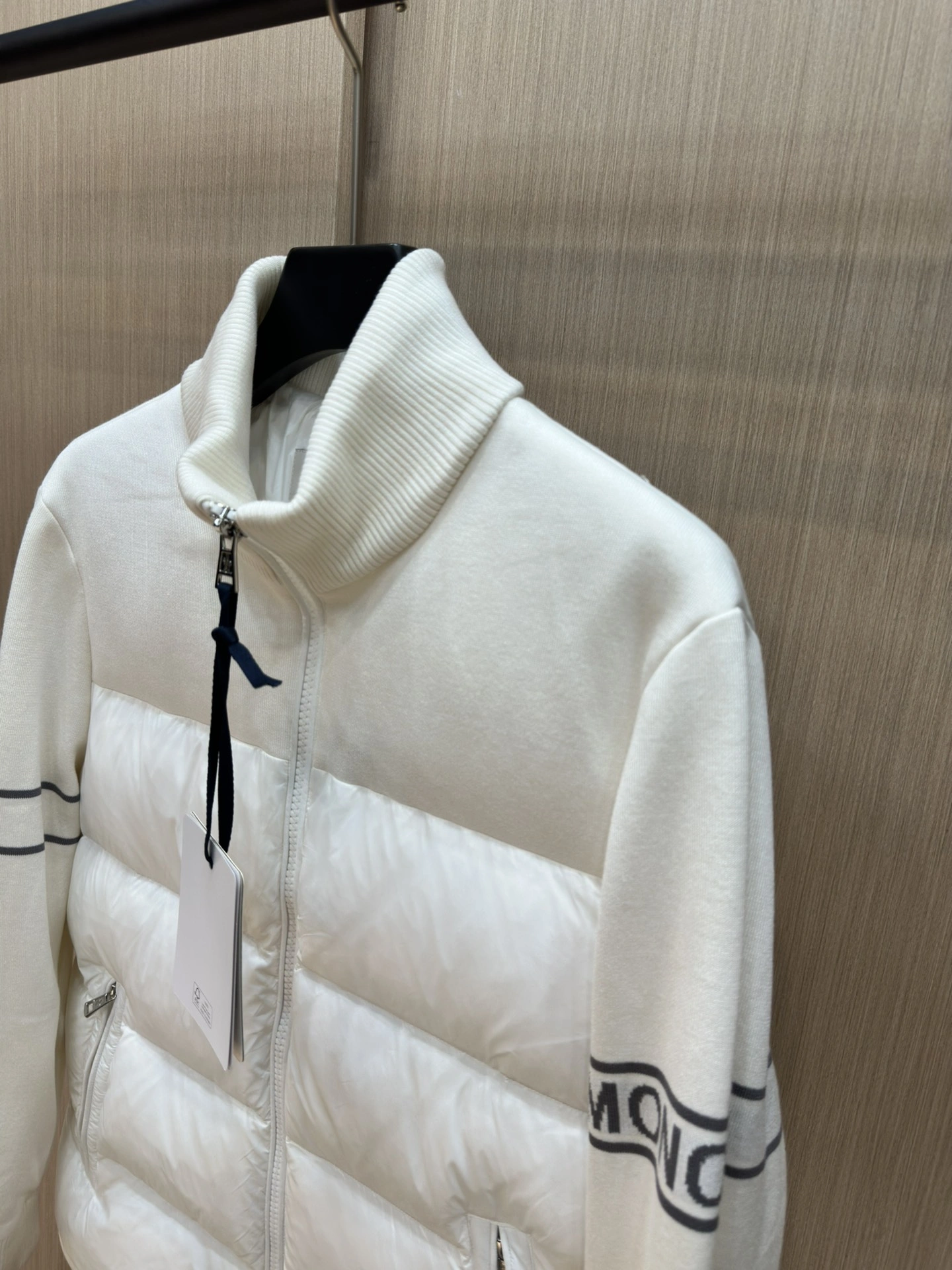 Refined Moncler Down Jackets 146068