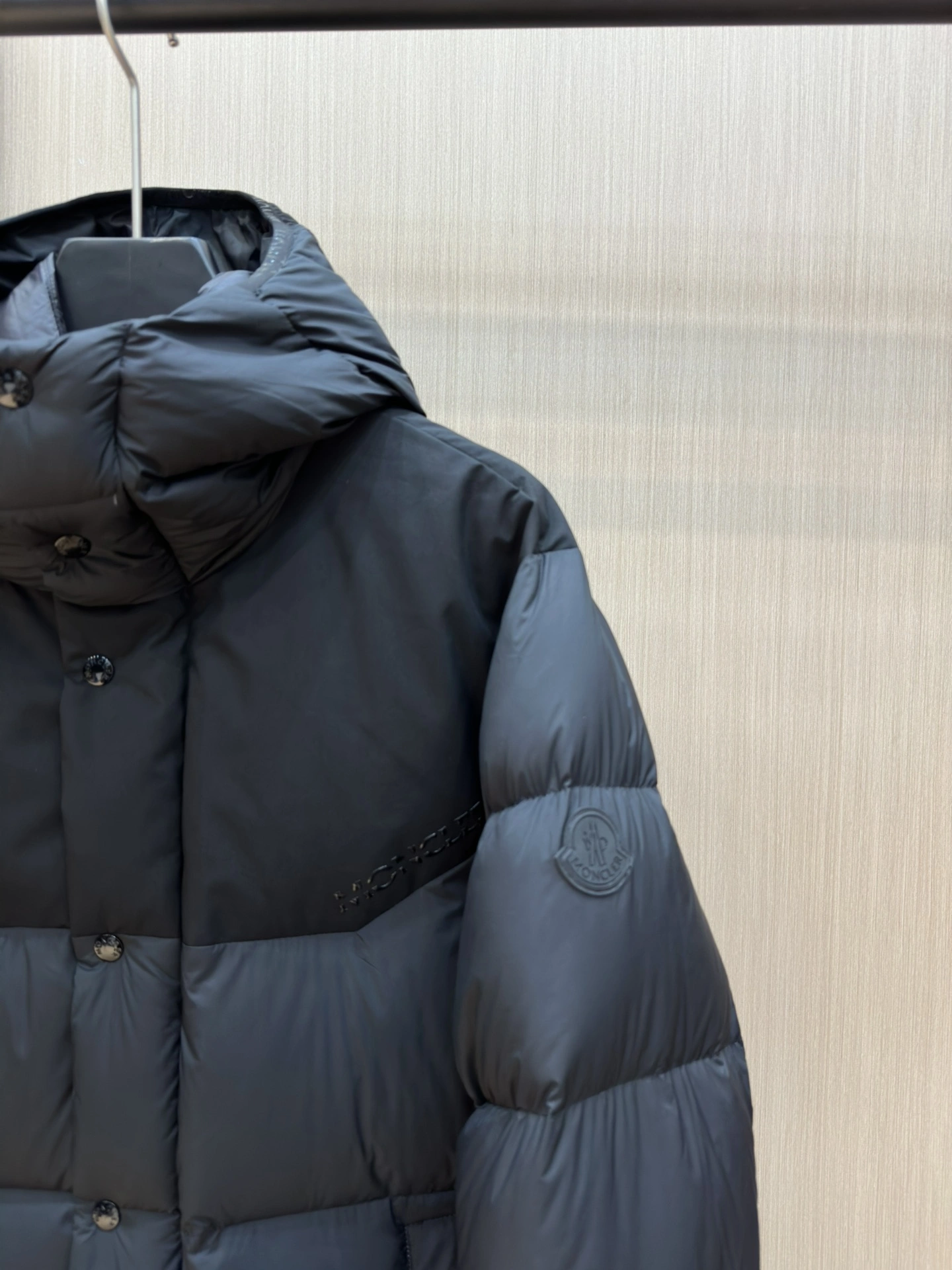 Moncler Down Jackets Unisex 146069
