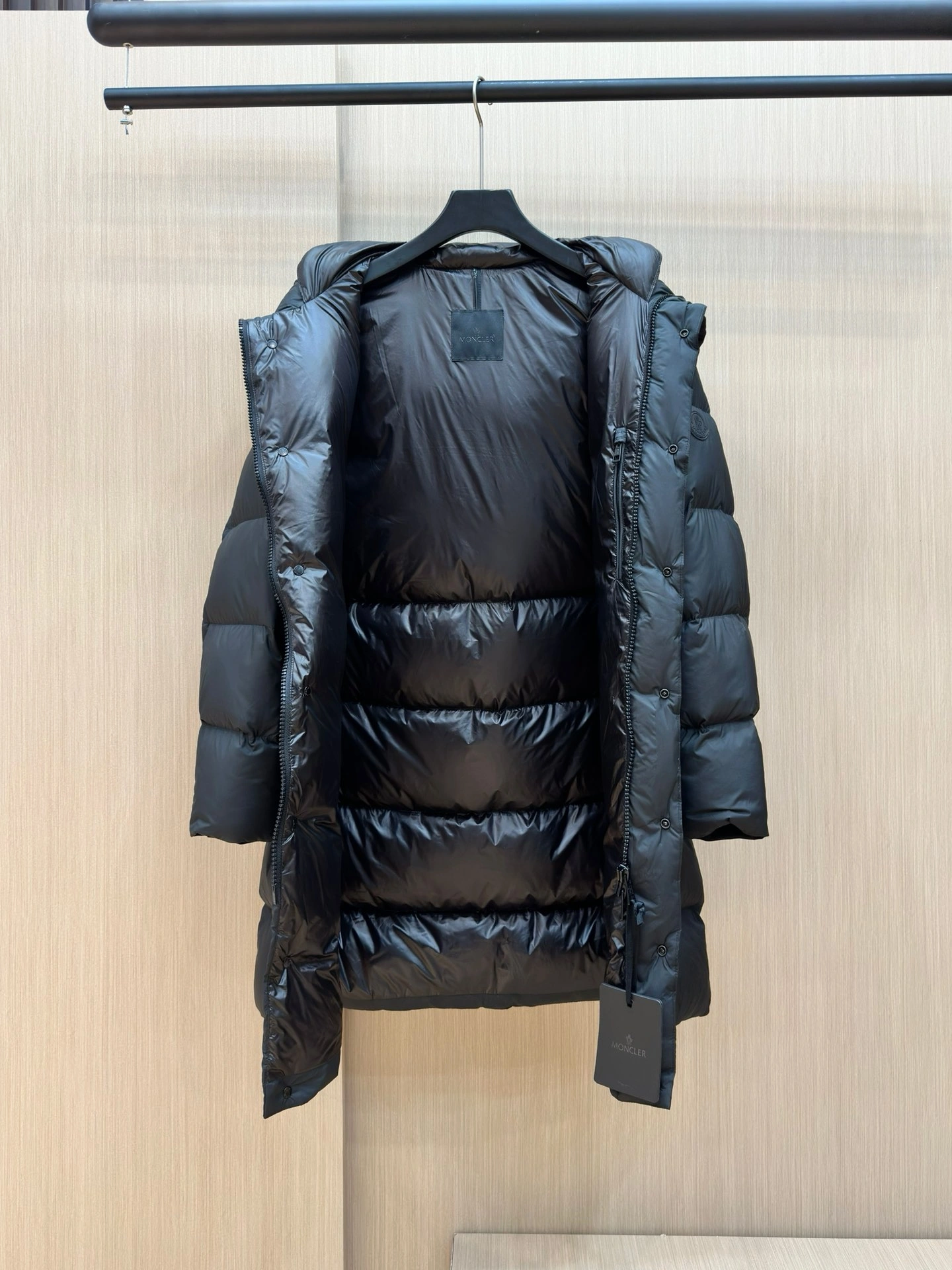 Moncler Down Jackets Unisex 146069