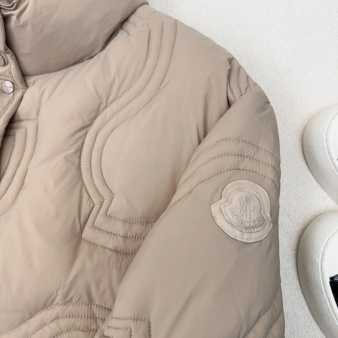 Moncler Down Jackets Lightweight 146071