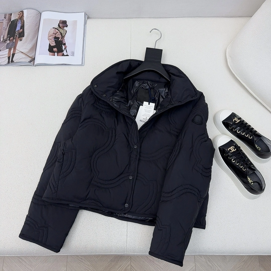 FashionForward Moncler Down Jackets 146073