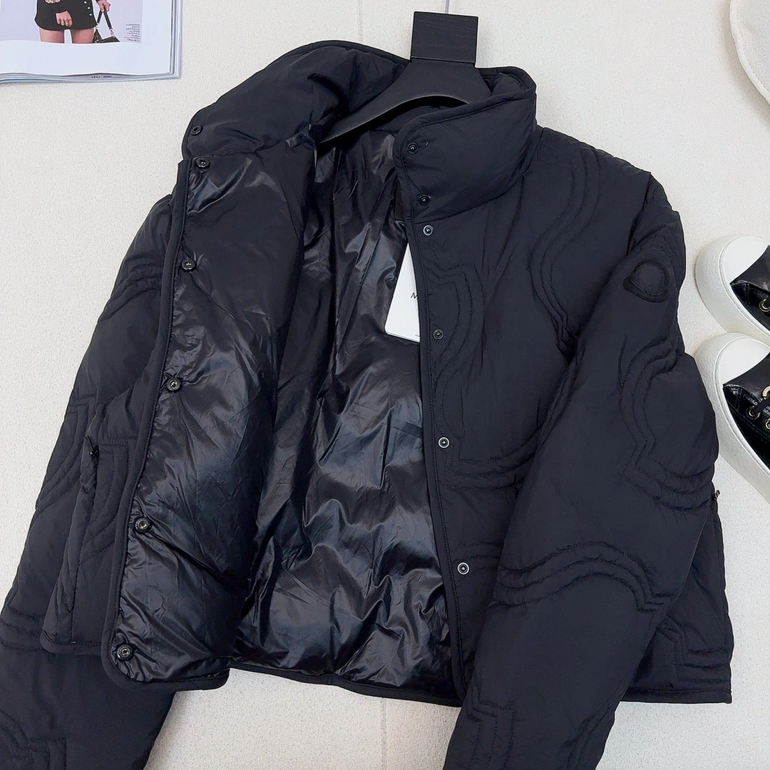 FashionForward Moncler Down Jackets 146073