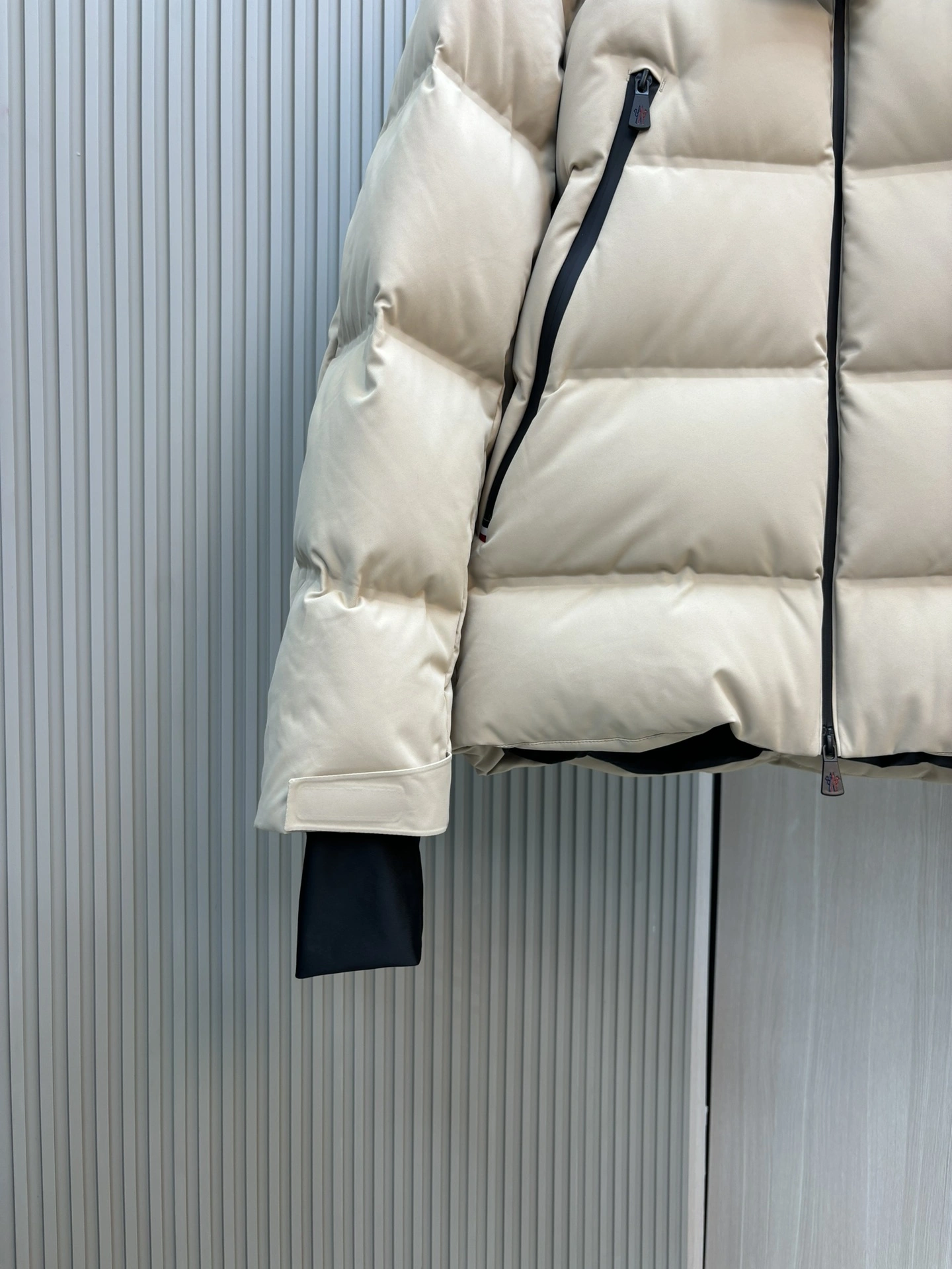 SportInspired Moncler Down Jackets 146067