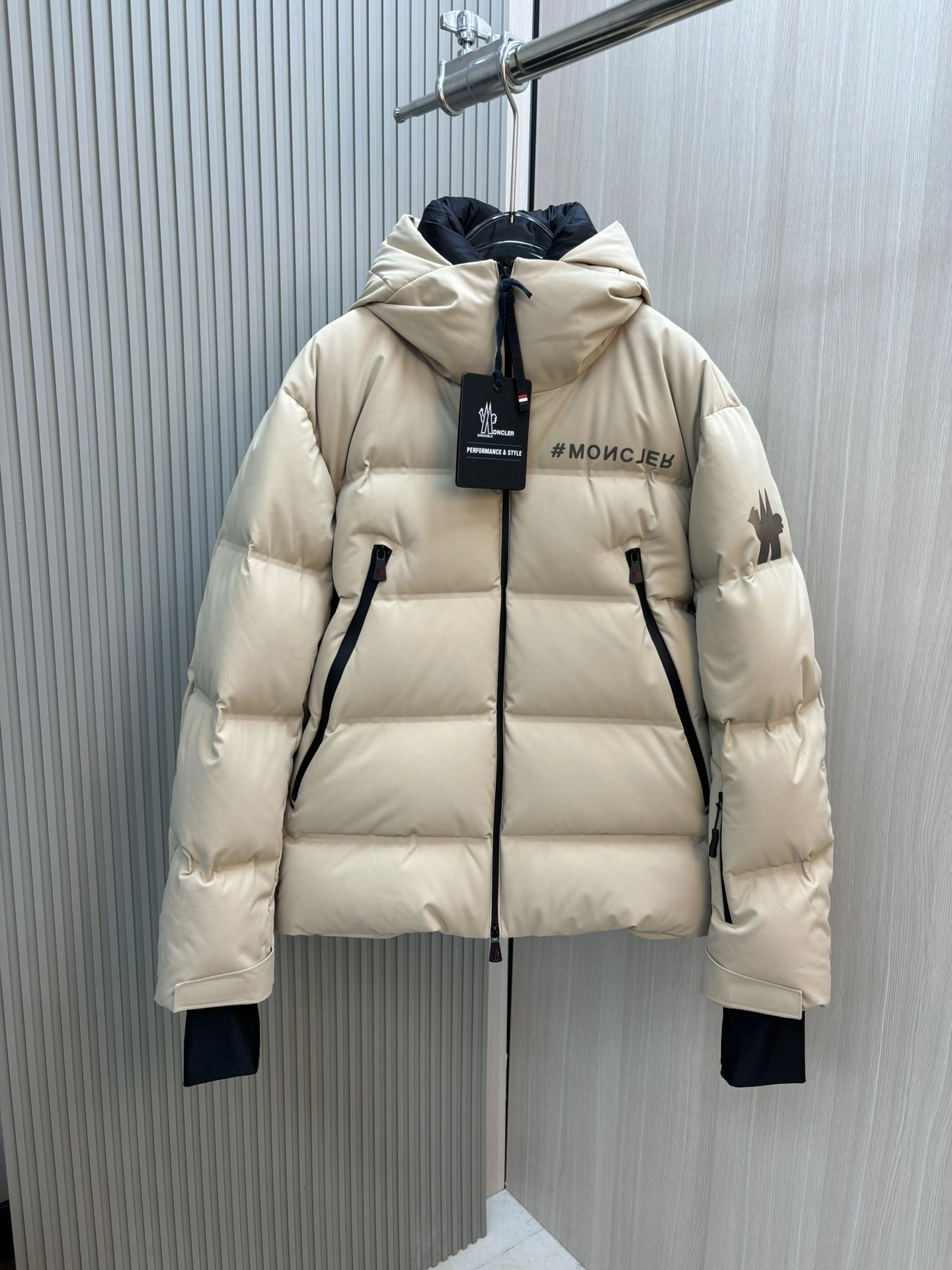 SportInspired Moncler Down Jackets 146067