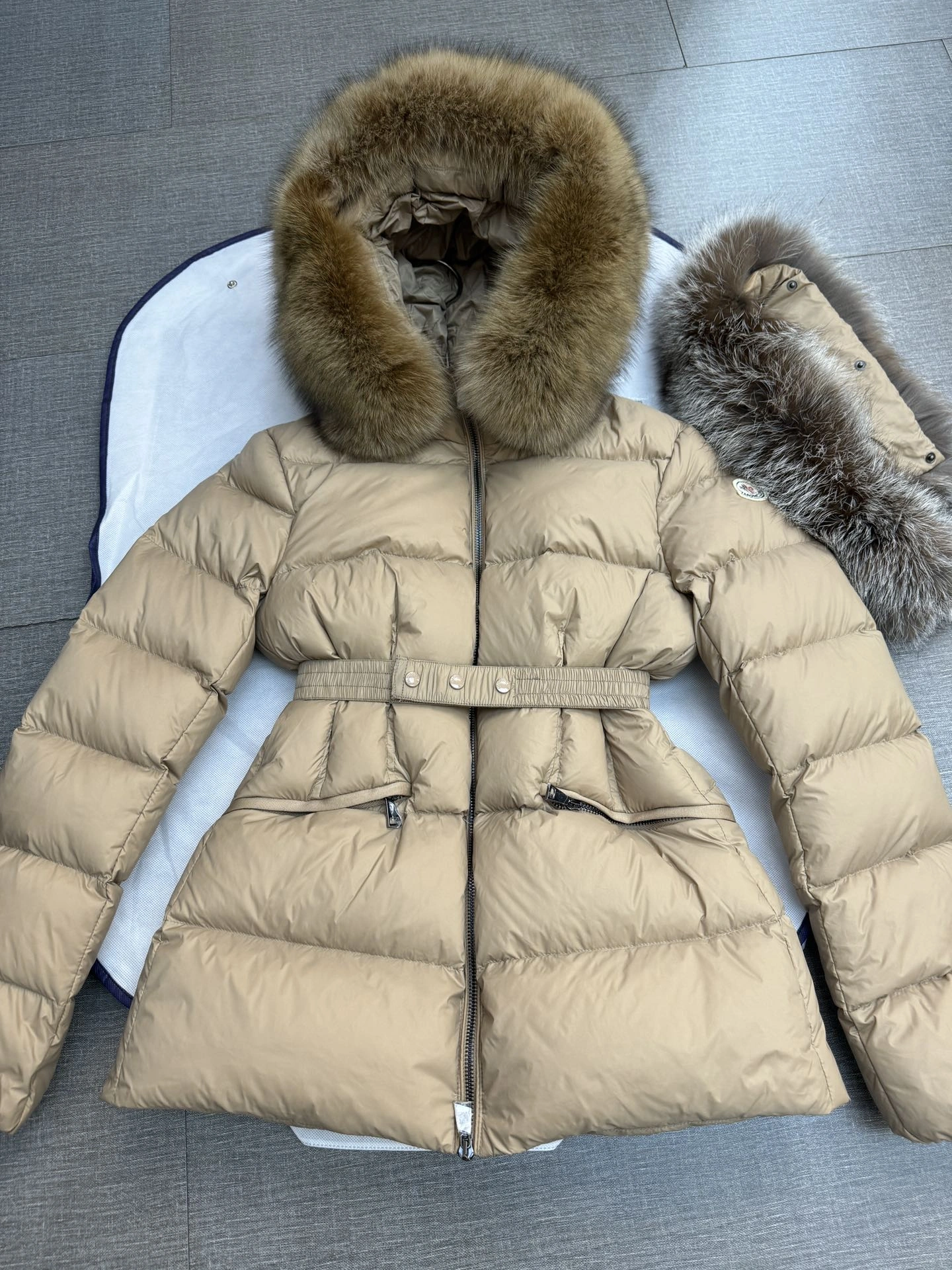 Classic Moncler Down Jackets 146065