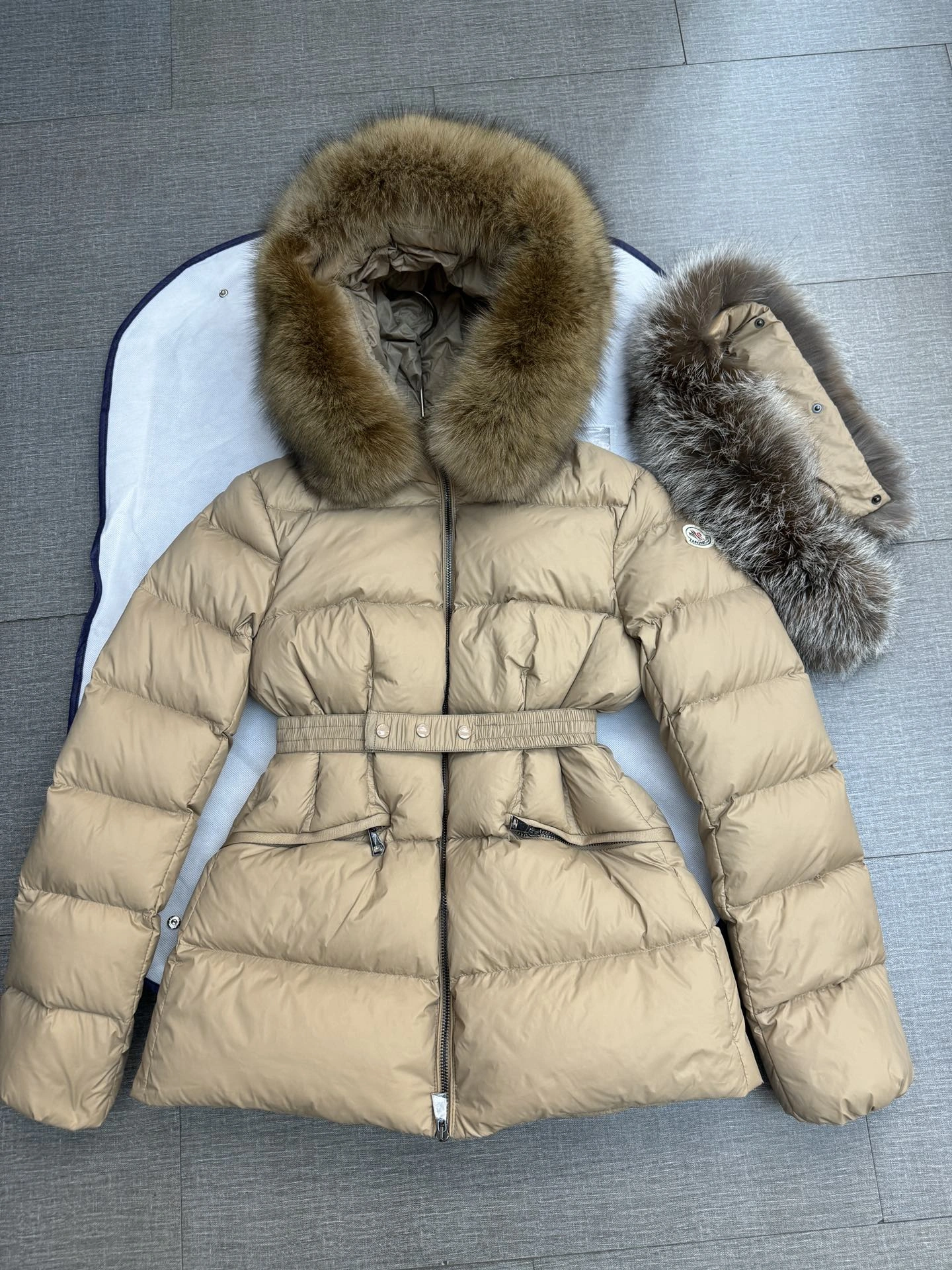 Classic Moncler Down Jackets 146065