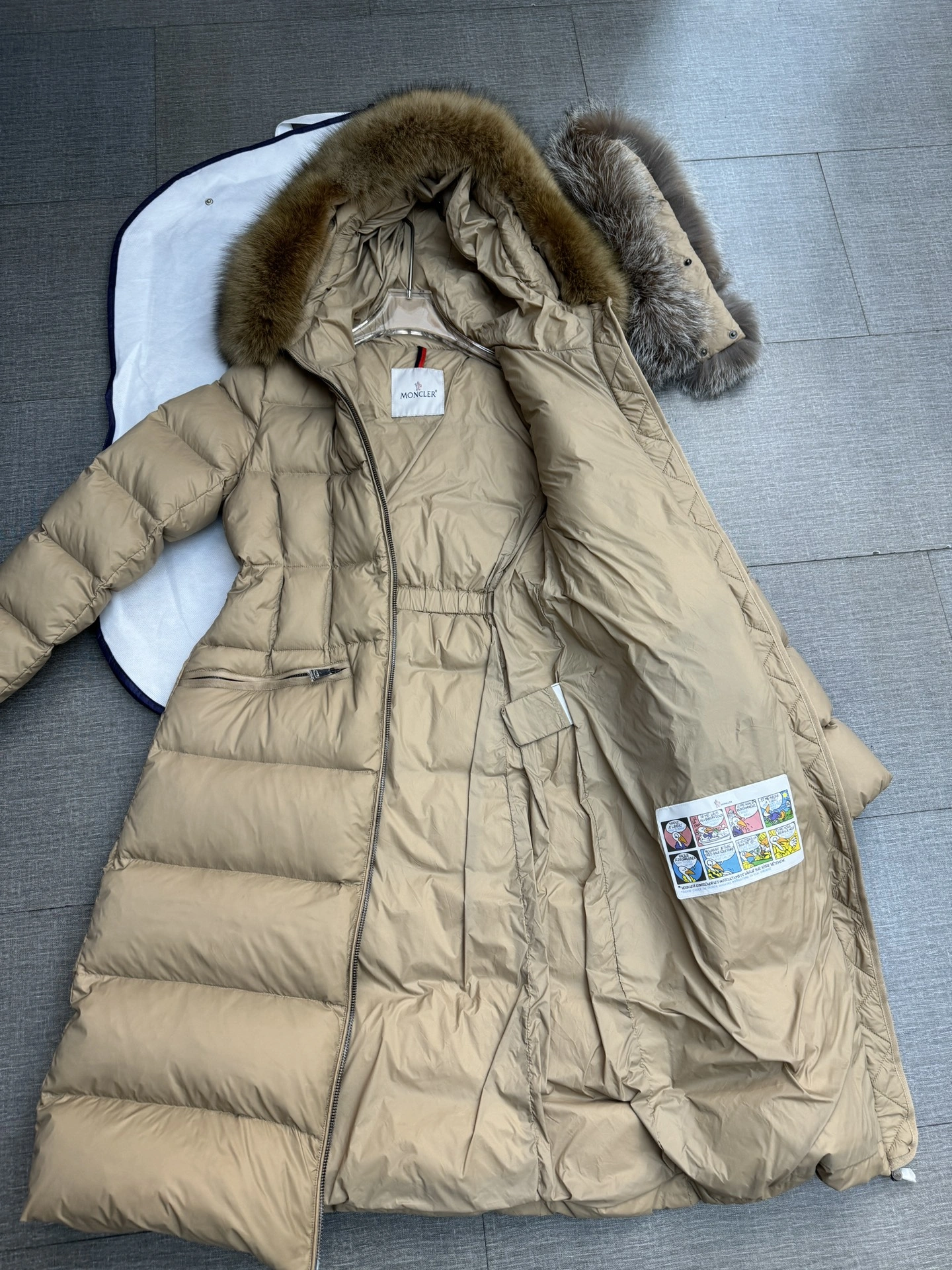 ModernLook Moncler Down Jackets 146064