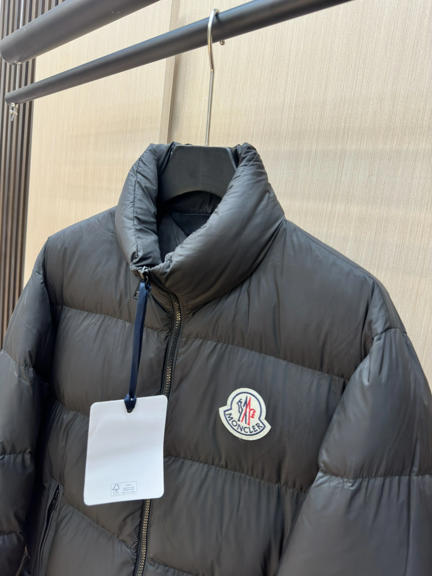 Moncler Down Jackets Comfortable 146062