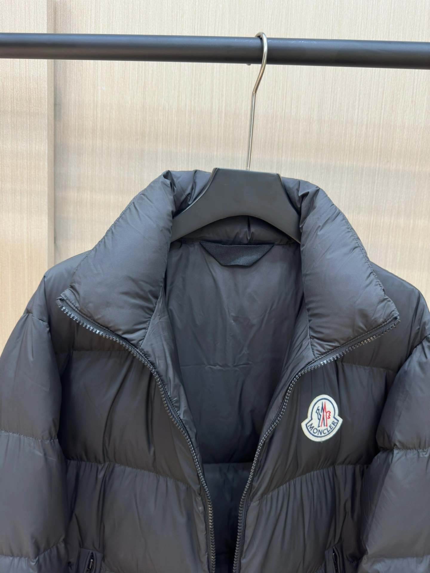 Moncler Down Jackets Comfortable 146062