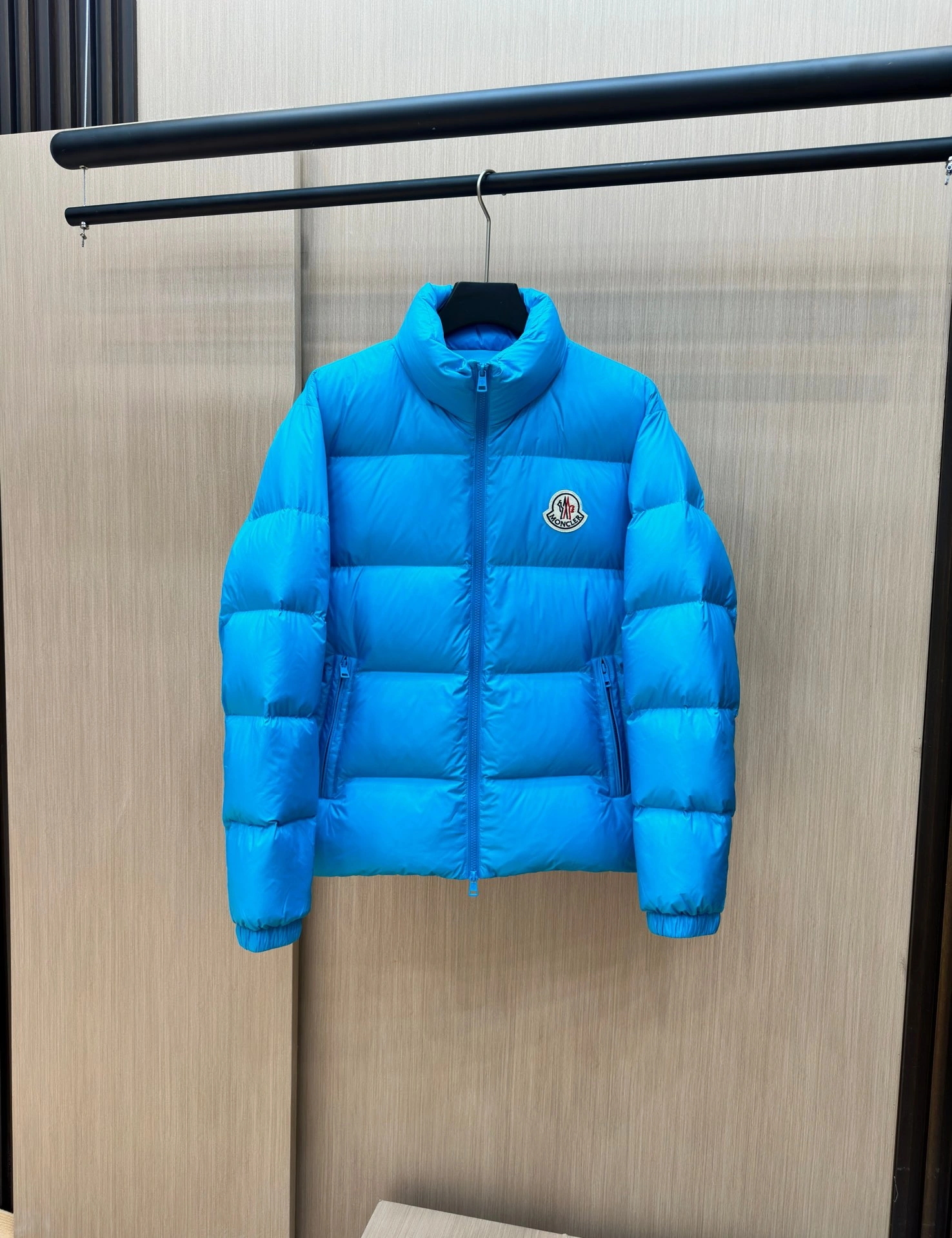 Moncler Down Jackets Resilient 146061