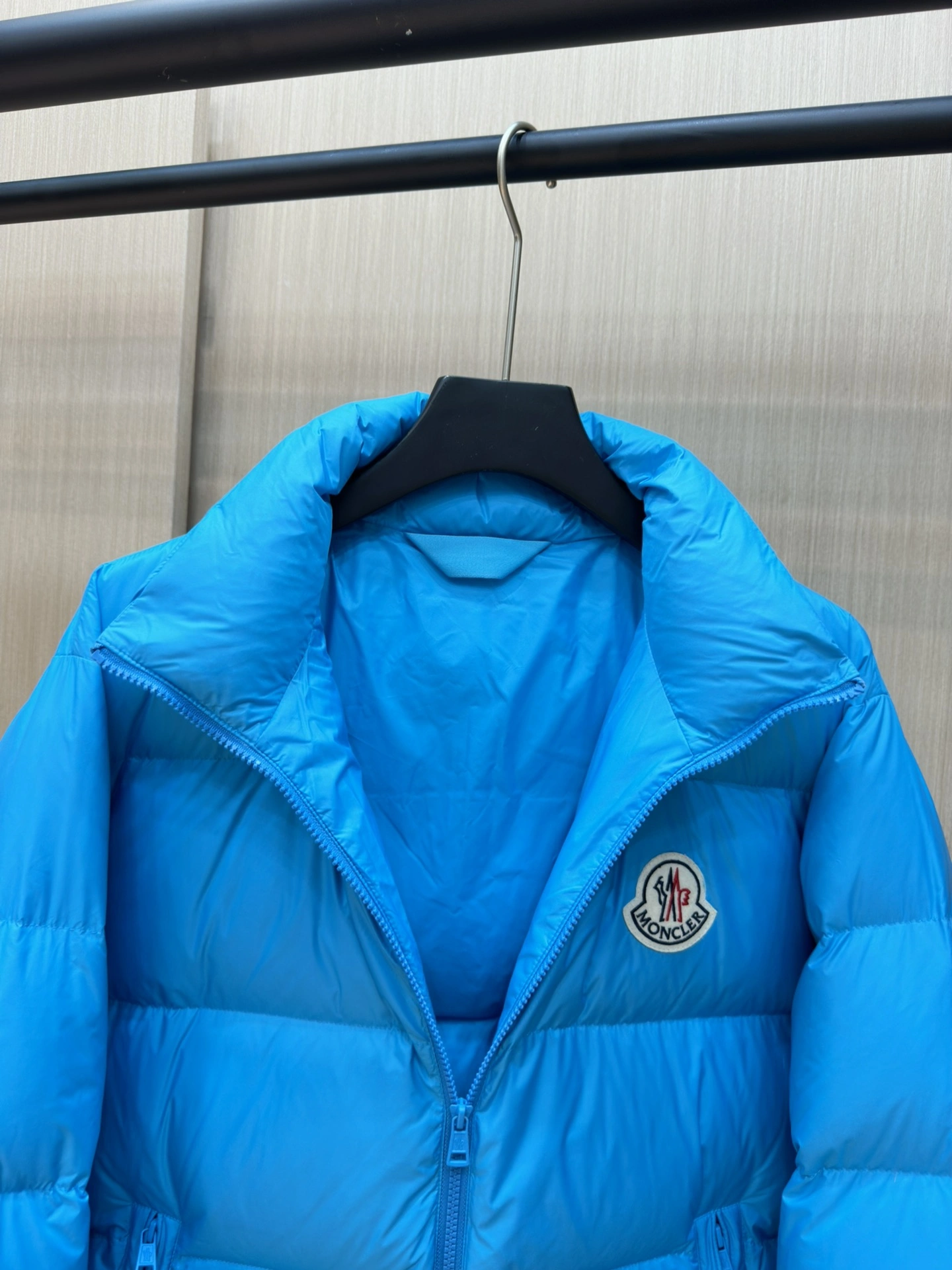 Moncler Down Jackets Resilient 146061