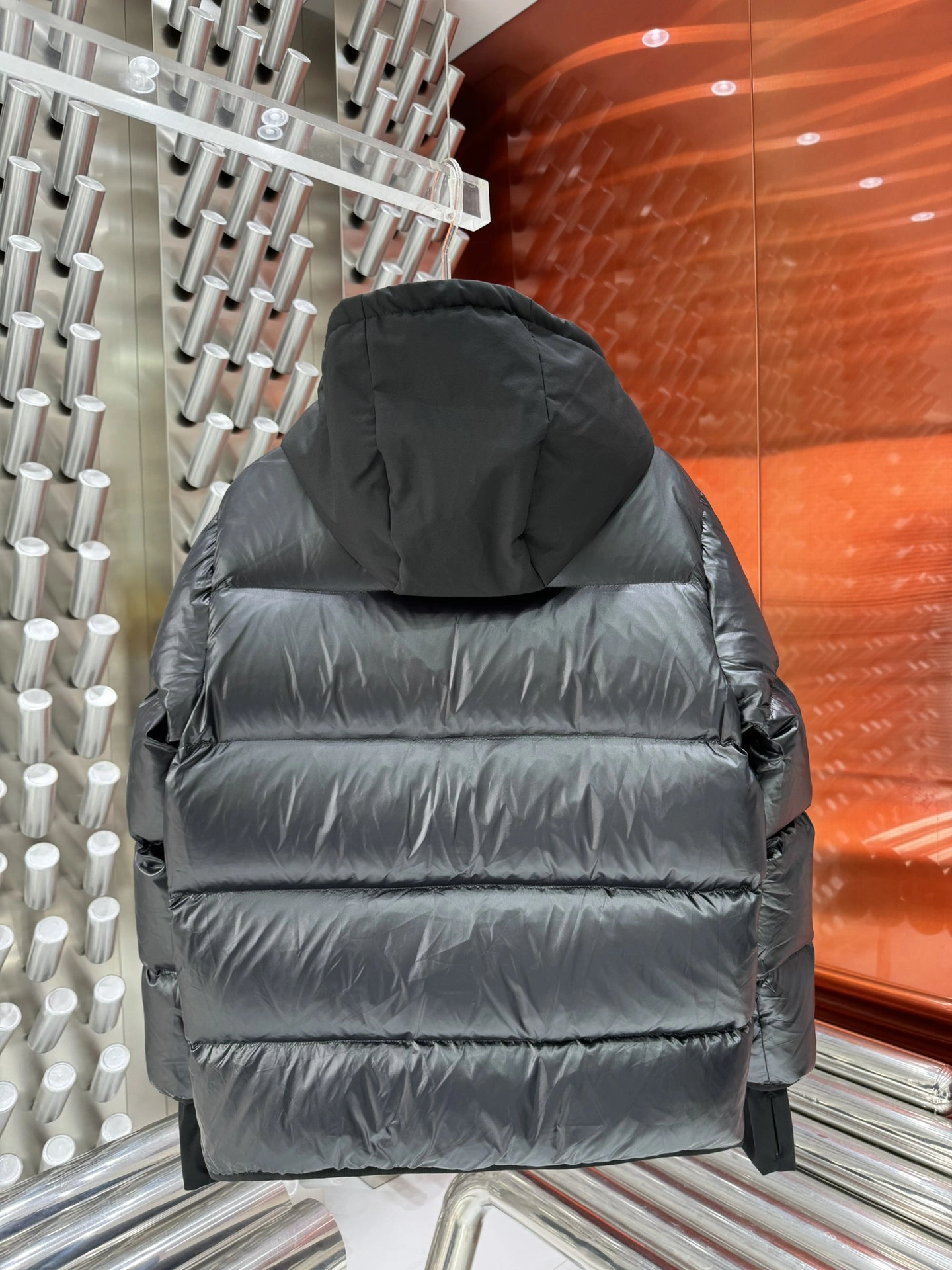 Affordable Moncler Down Jackets 146059