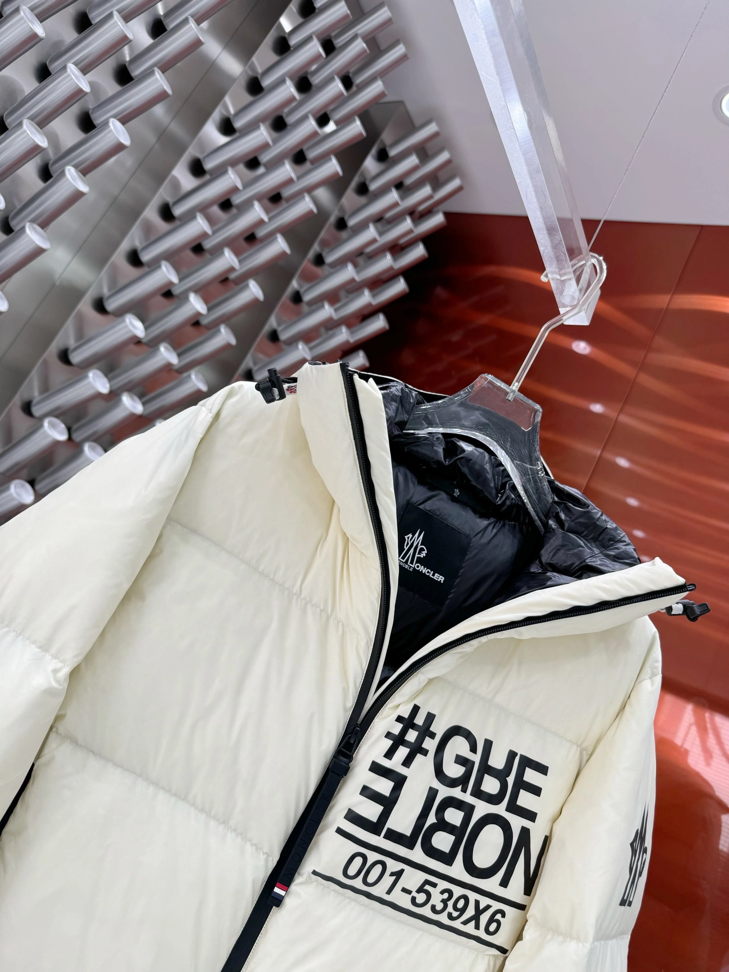 Refined Moncler Down Jackets 146058
