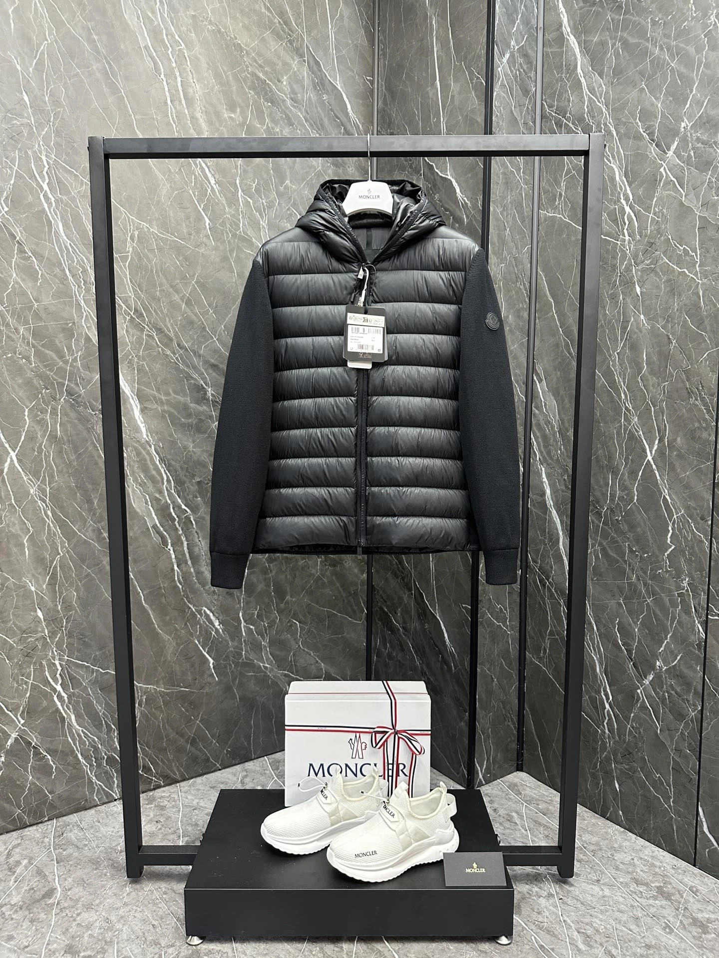 GoodFit Moncler Down Jackets 146057