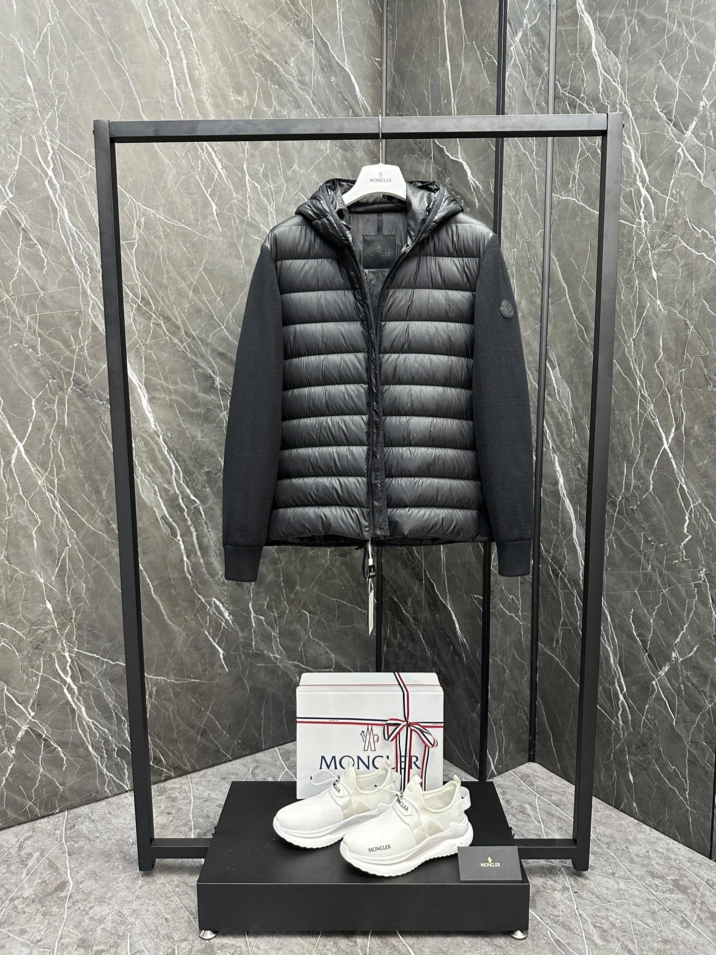 GoodFit Moncler Down Jackets 146057