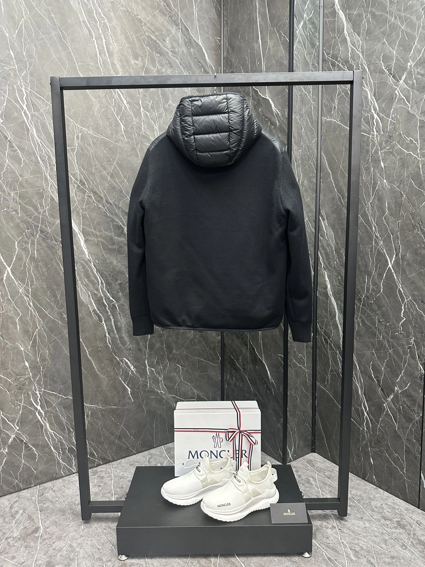 GoodFit Moncler Down Jackets 146057