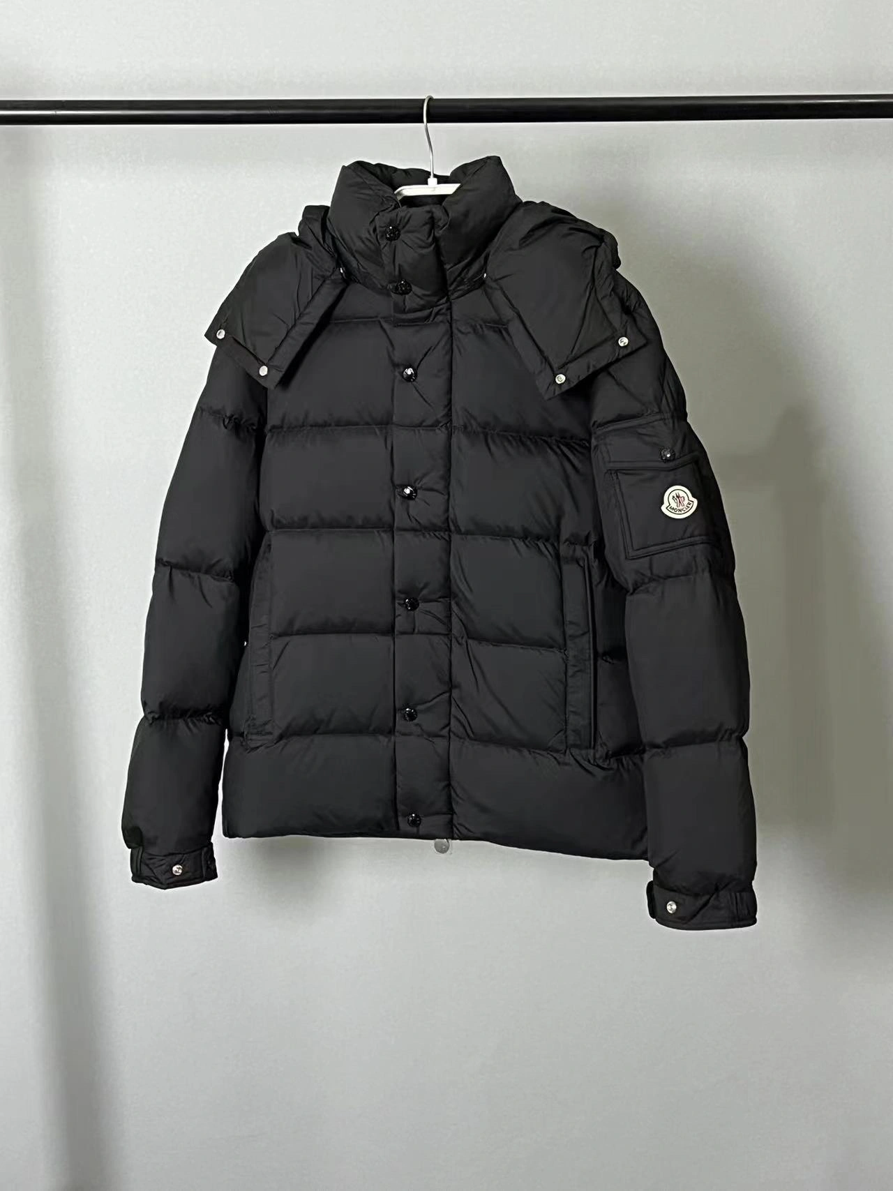 Moncler Down Jackets Reliable 146050