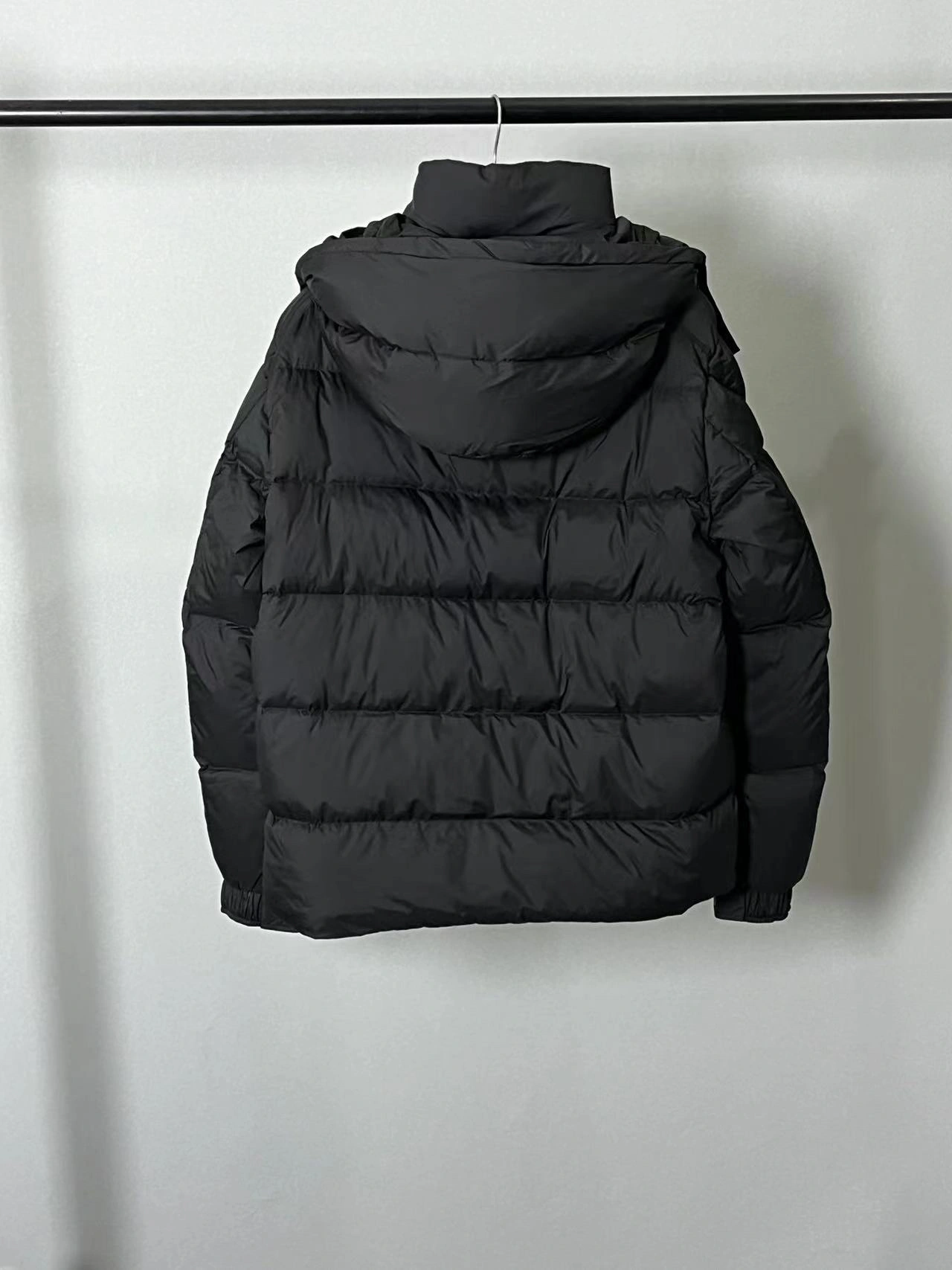 Moncler Down Jackets Reliable 146050