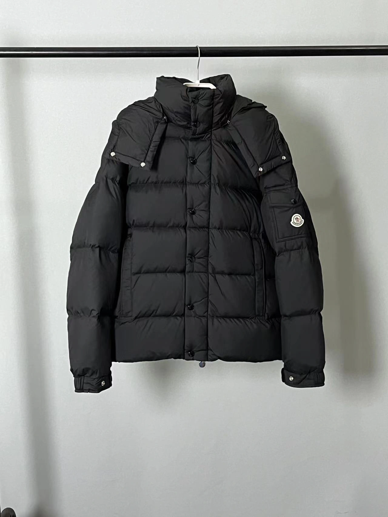 Moncler Down Jackets Reliable 146050