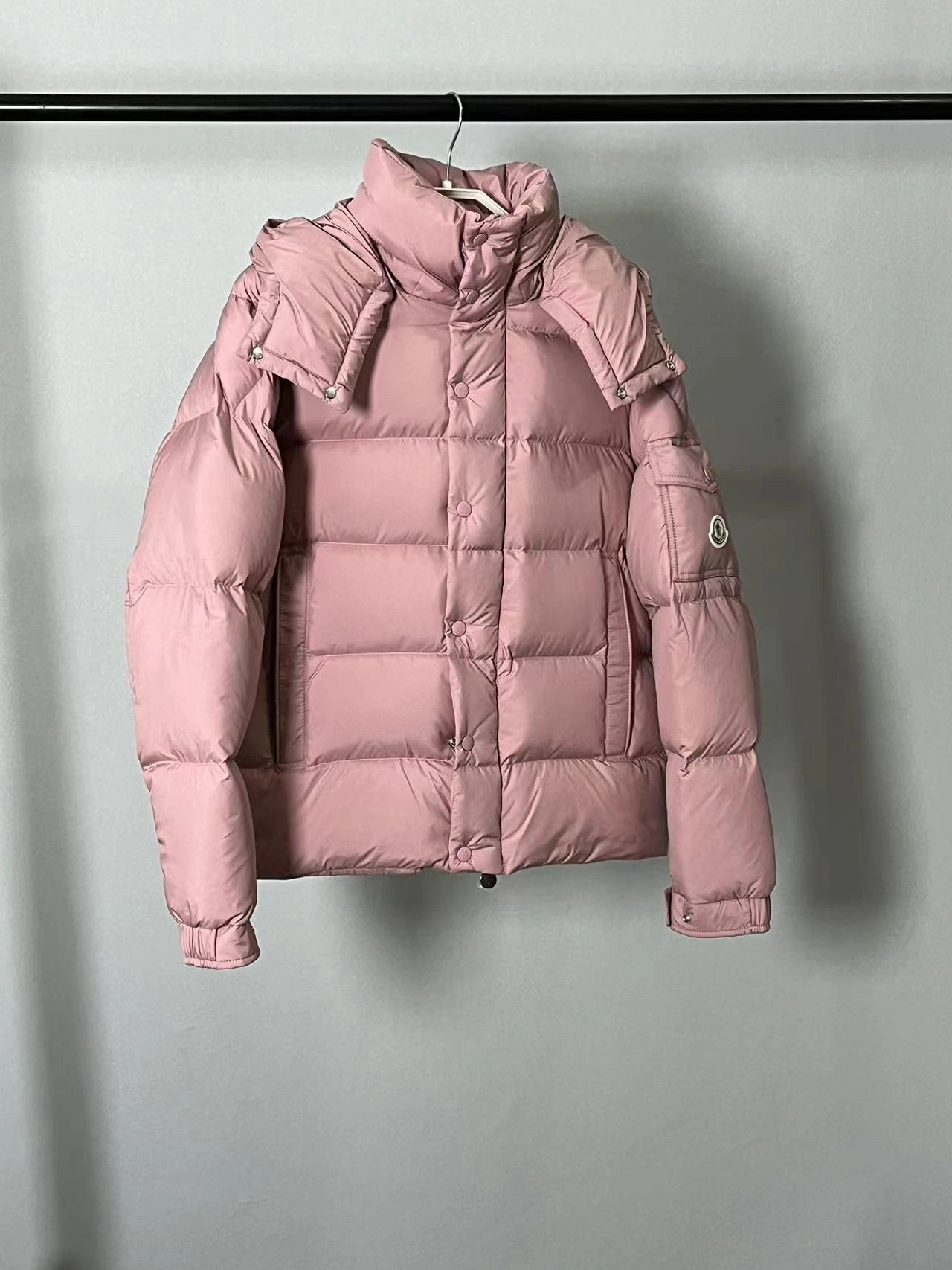 RelaxedFit Moncler Down Jackets 146044