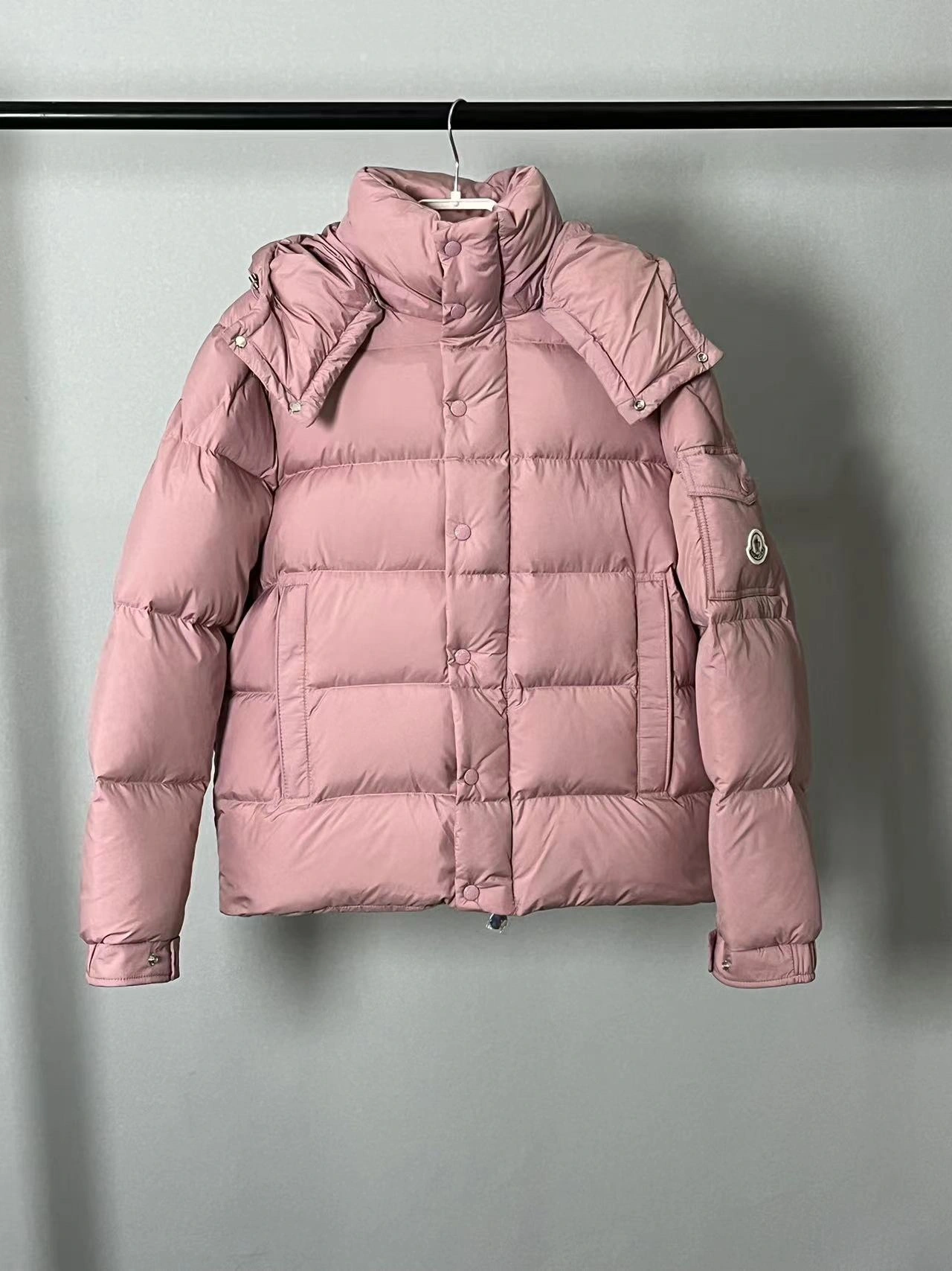RelaxedFit Moncler Down Jackets 146044