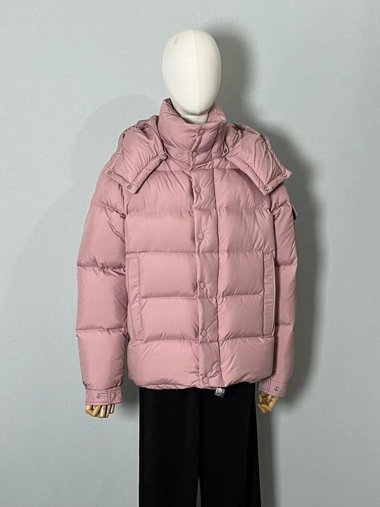 RelaxedFit Moncler Down Jackets 146044