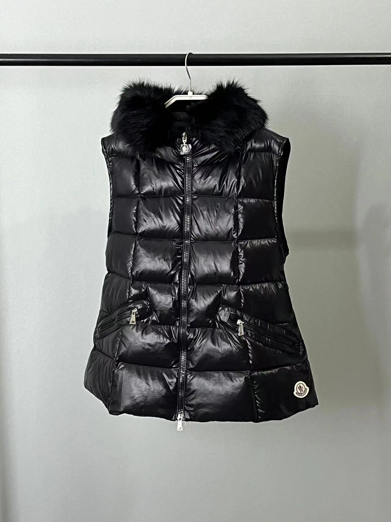 Moncler Down Jackets Original 146042