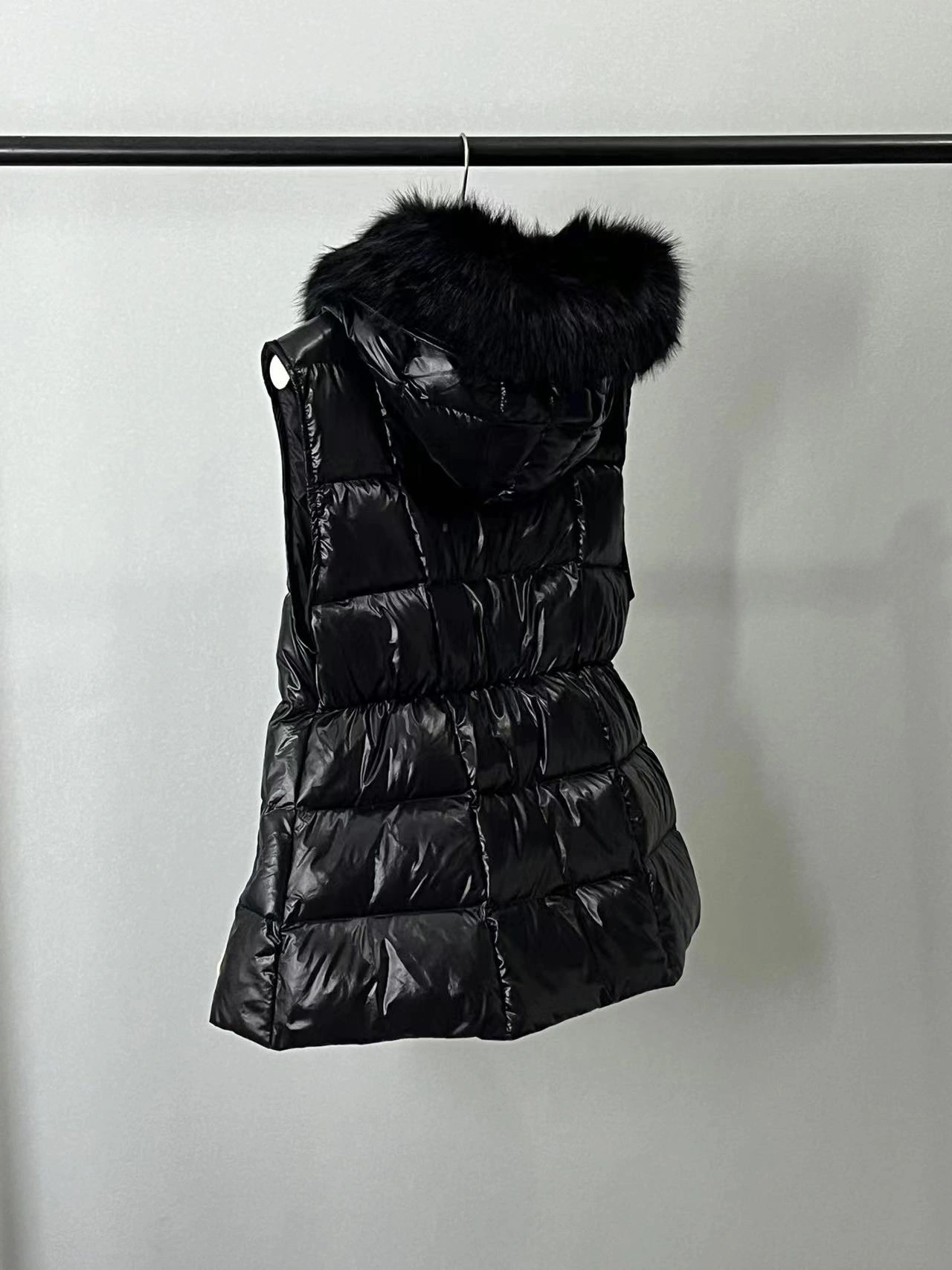 Moncler Down Jackets Original 146042