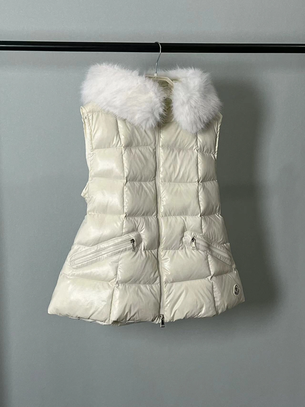 Breathable Moncler Down Jackets 146063